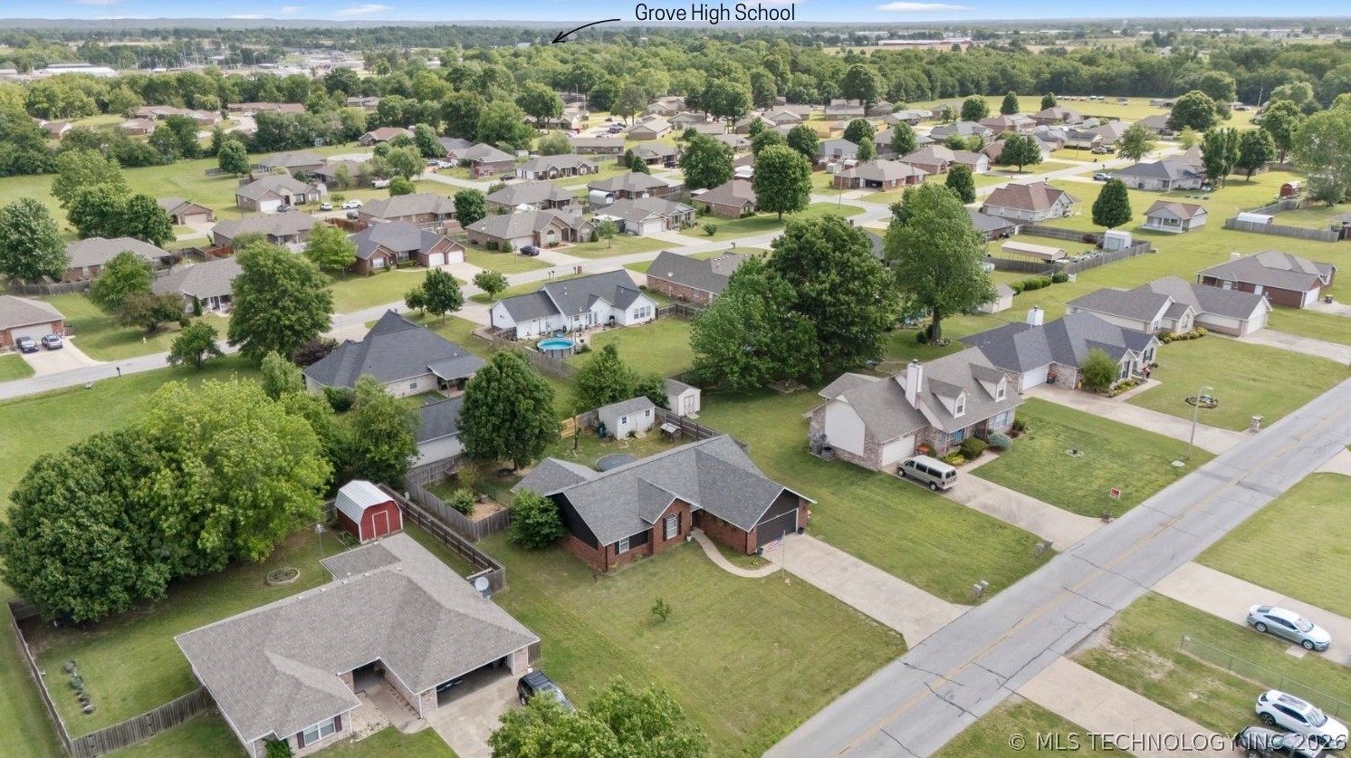 701 E 10th Street Grove OK 74344