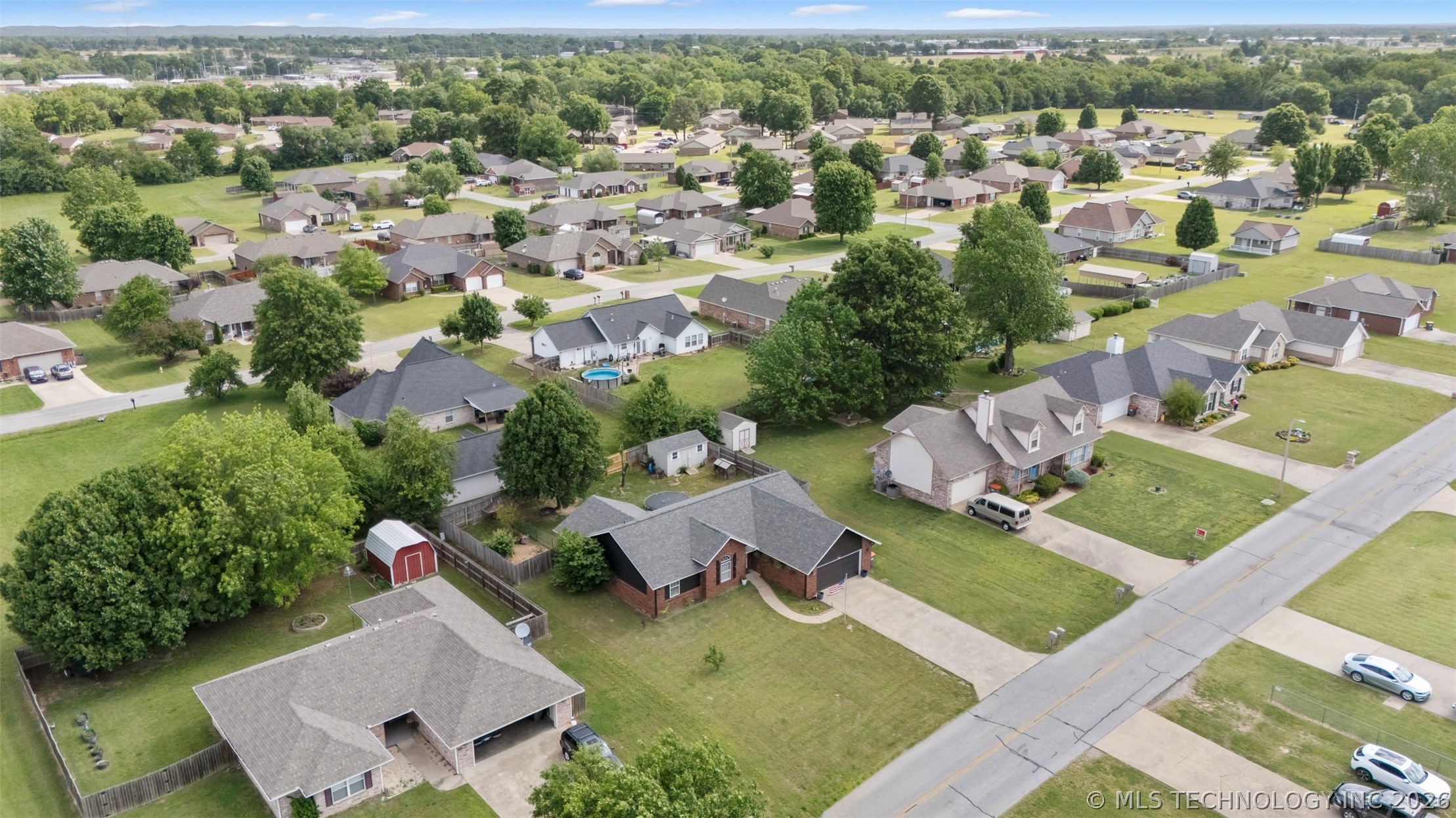 701 E 10th Street Grove OK 74344