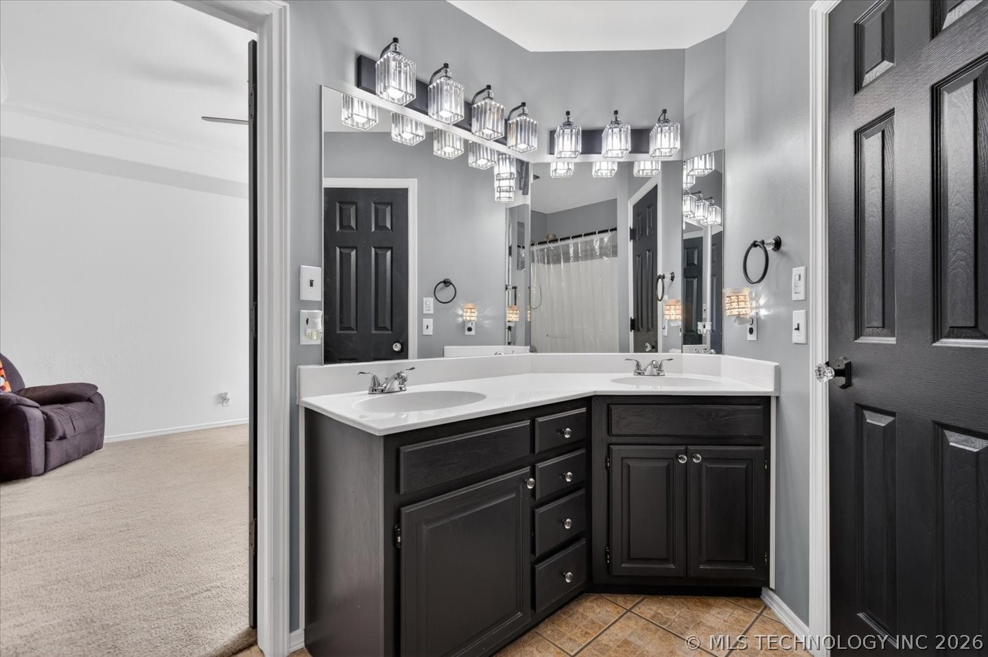 12027 N 108th East Avenue Collinsville OK 74021