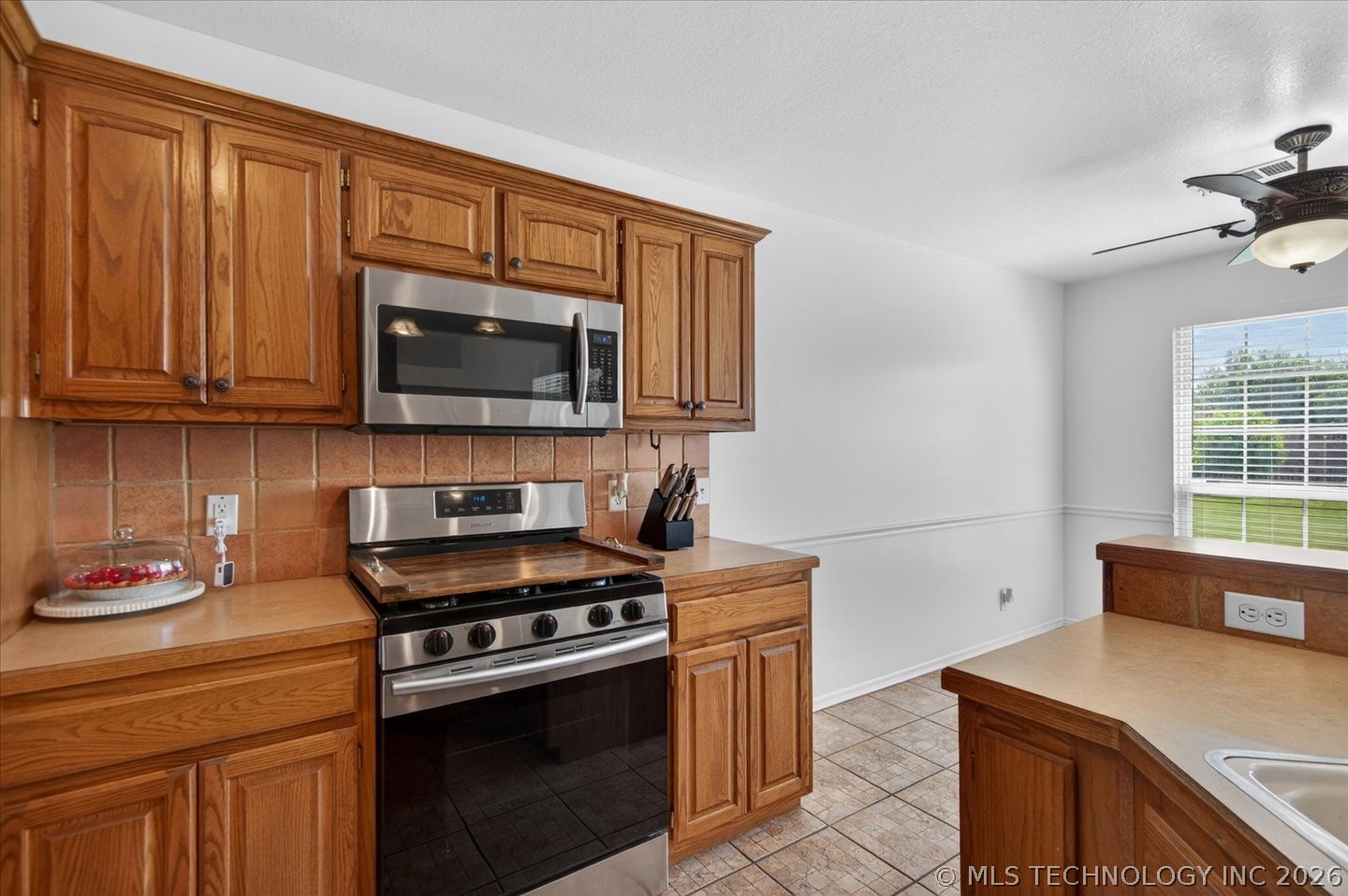 12027 N 108th East Avenue Collinsville OK 74021
