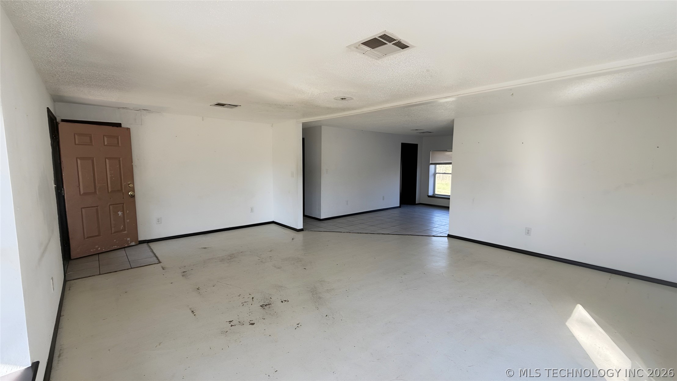 305 W Commercial Street Inola OK 74036