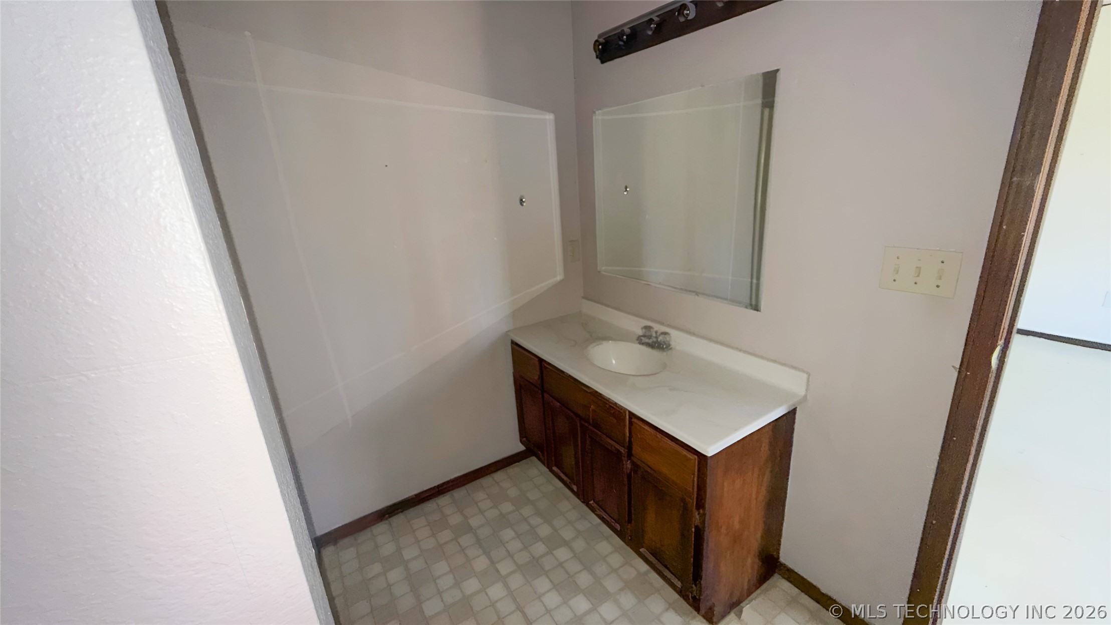 305 W Commercial Street Inola OK 74036