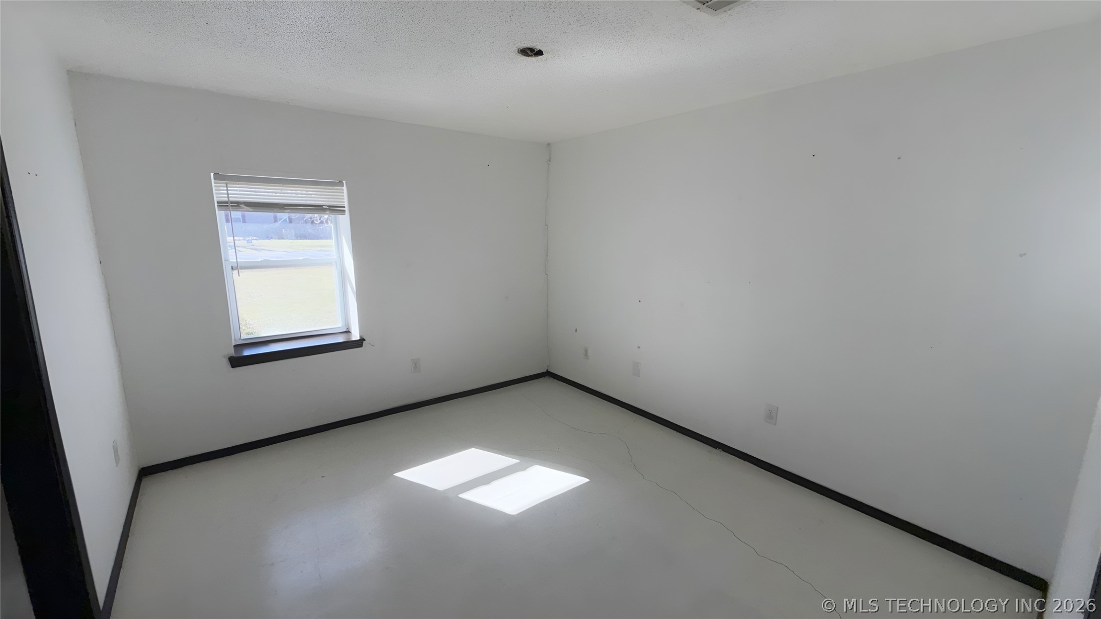 305 W Commercial Street Inola OK 74036