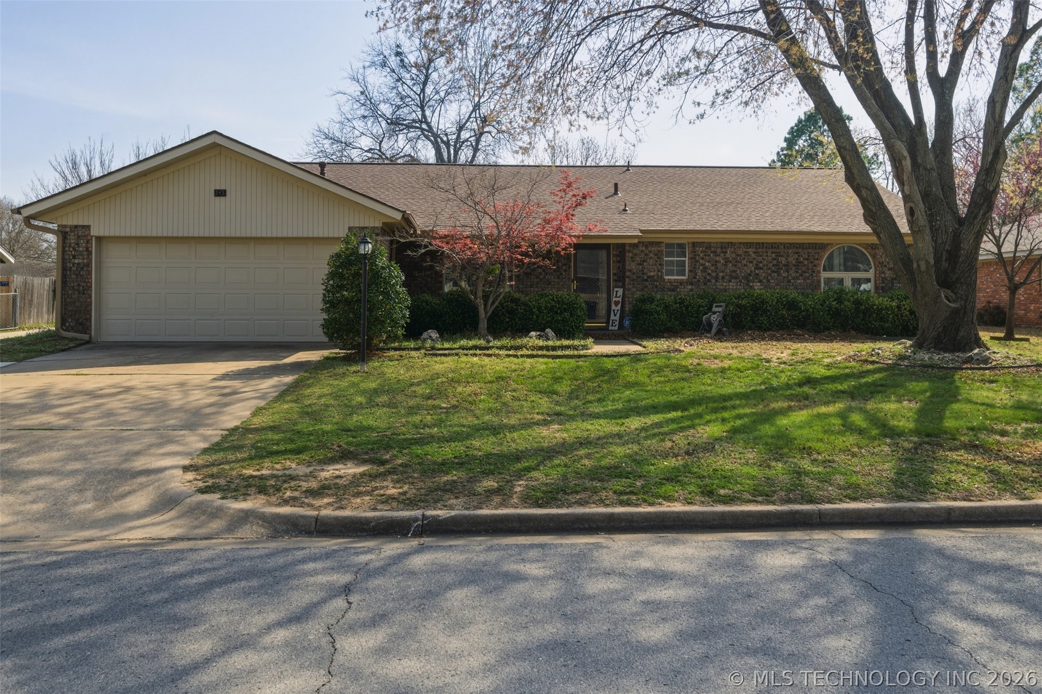 543 Meadowood Drive Broken Arrow OK 74011