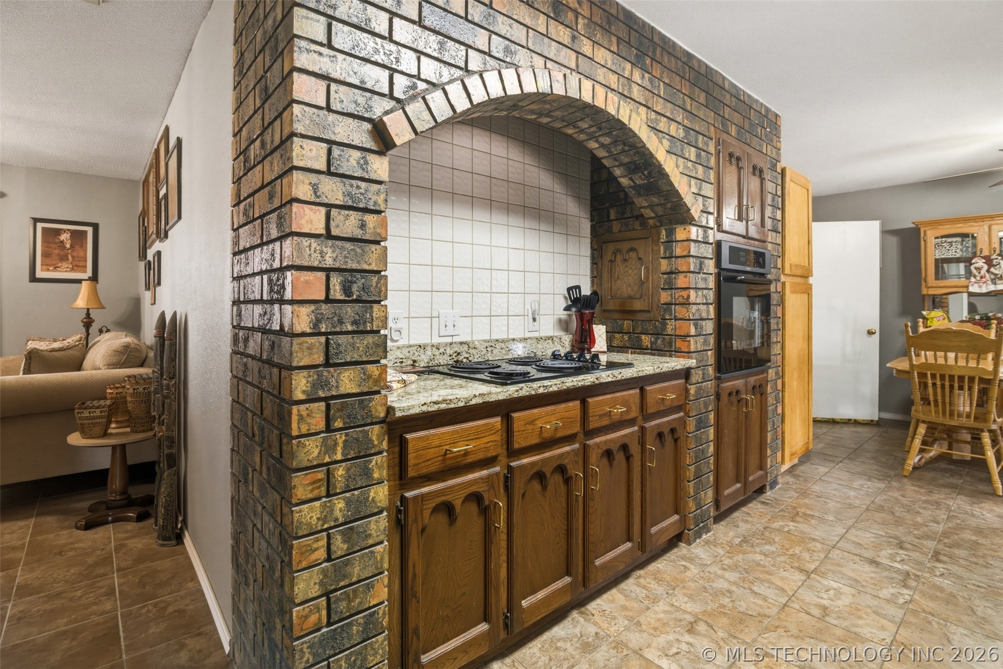 543 Meadowood Drive Broken Arrow OK 74011