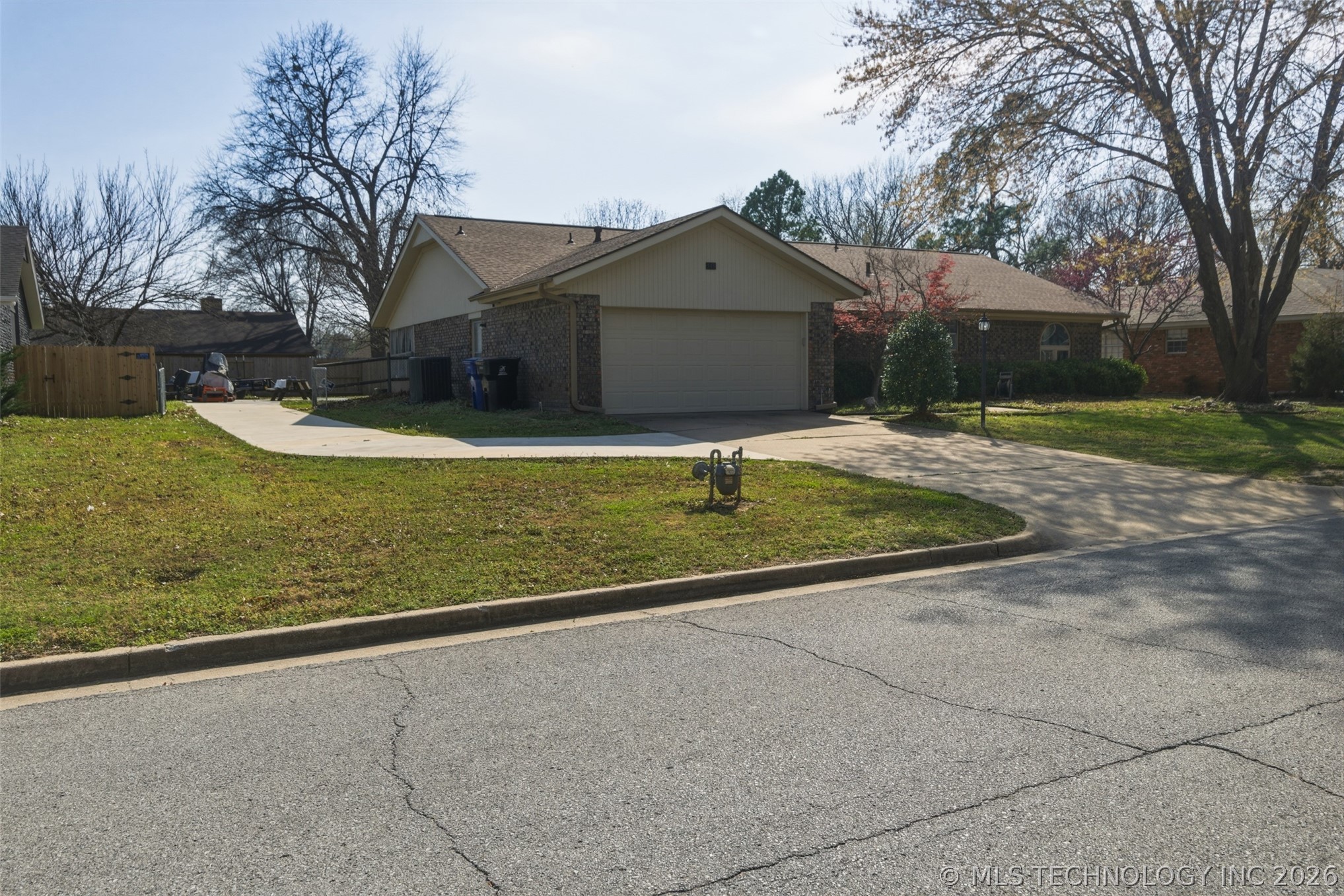 543 Meadowood Drive Broken Arrow OK 74011
