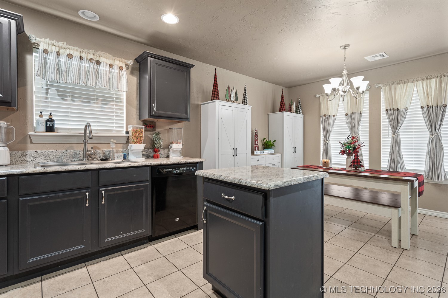 4627 Lakeshore Drive Ardmore OK 73401