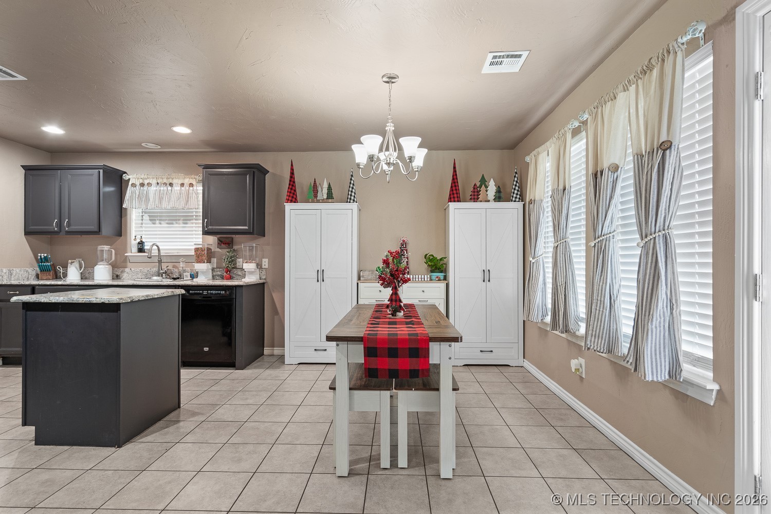 4627 Lakeshore Drive Ardmore OK 73401