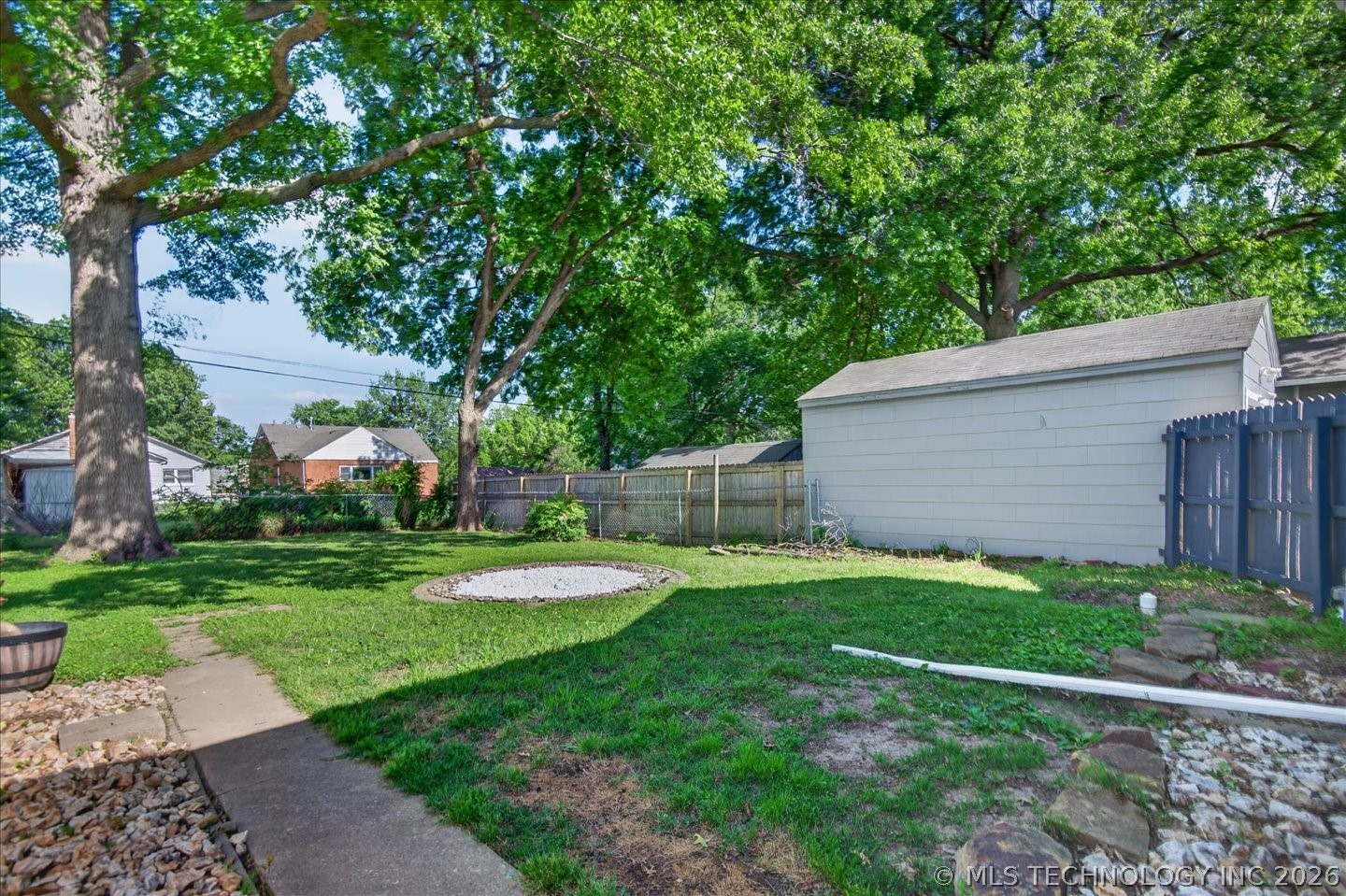 2054 SE Dewey Avenue Bartlesville OK 74003