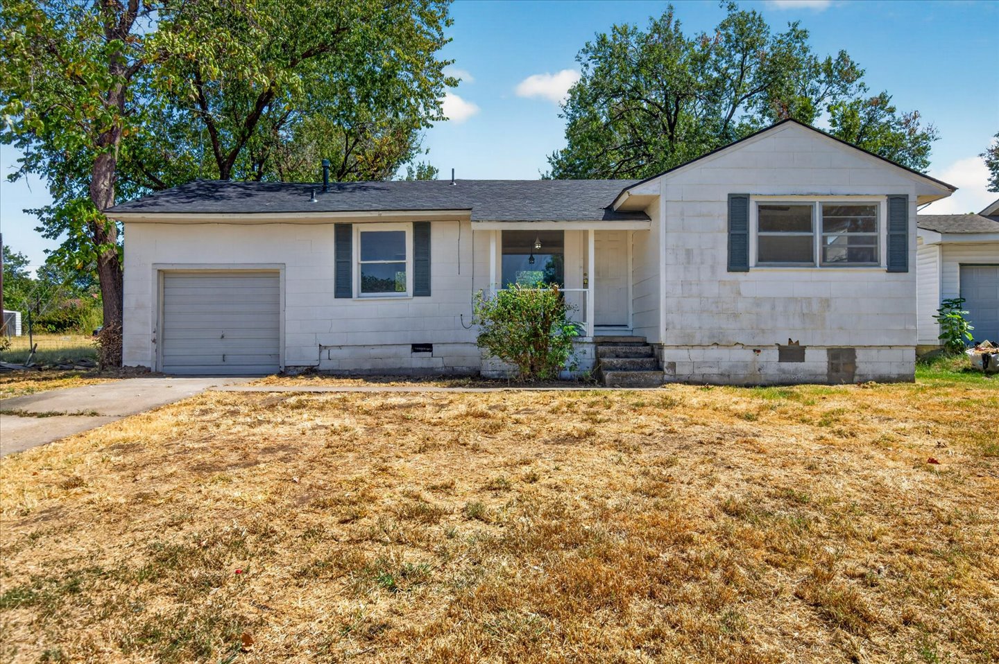 1812 S Armstrong Avenue Bartlesville OK 74003