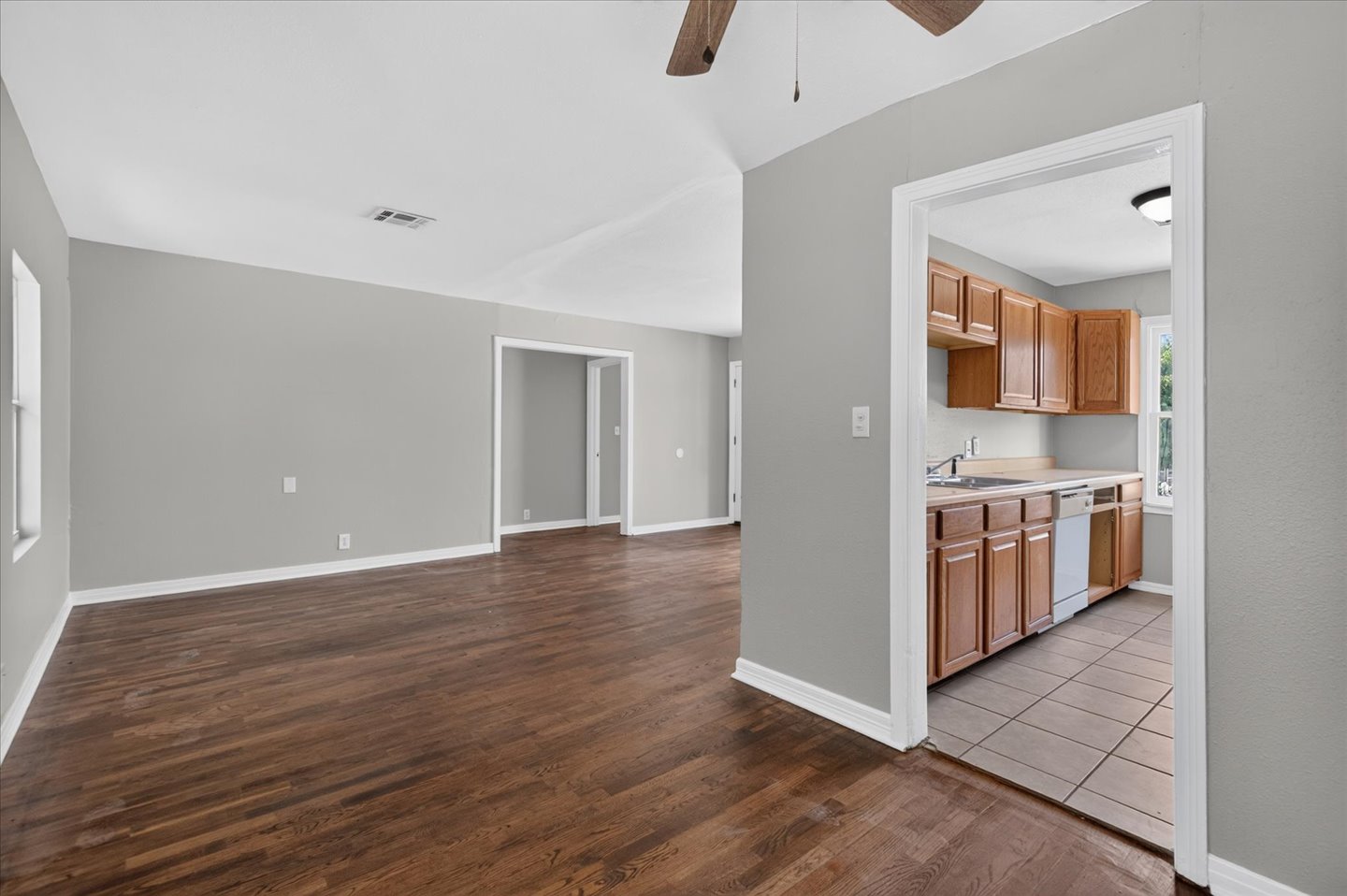 1812 S Armstrong Avenue Bartlesville OK 74003