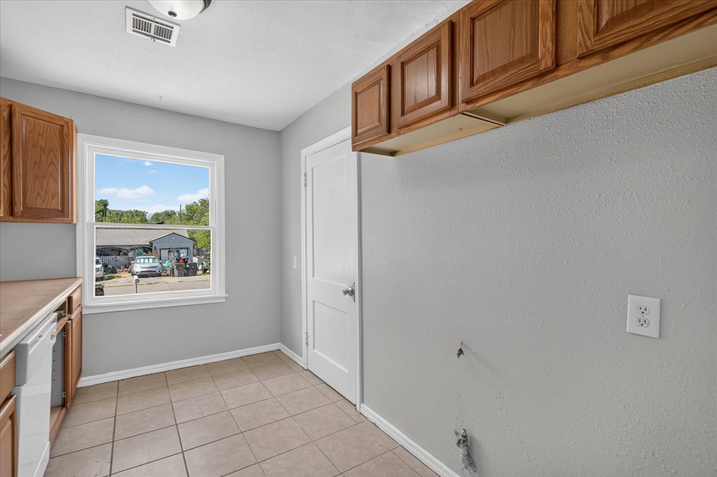 1812 S Armstrong Avenue Bartlesville OK 74003