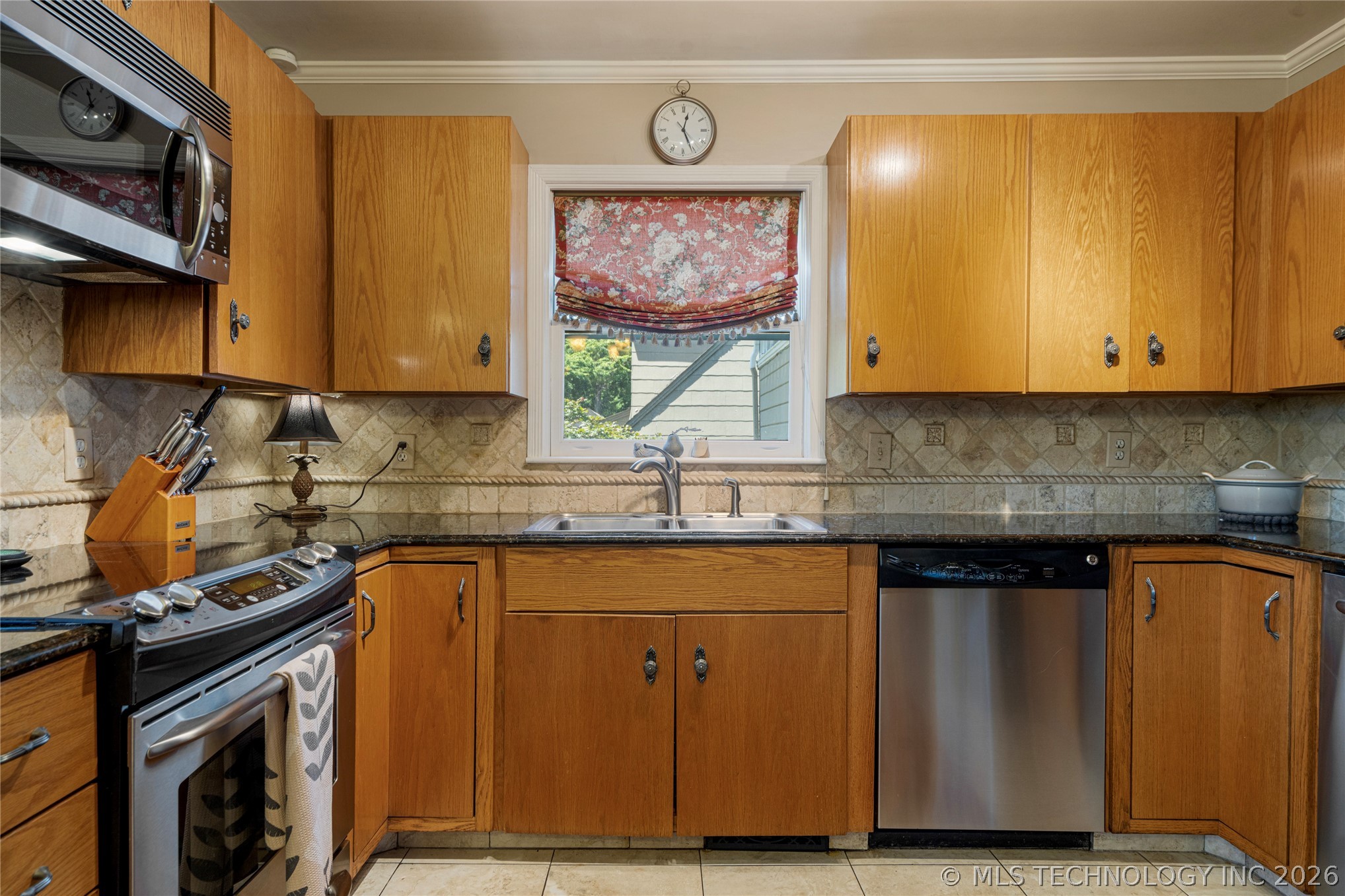 1218 E 30th Place Tulsa OK 74114