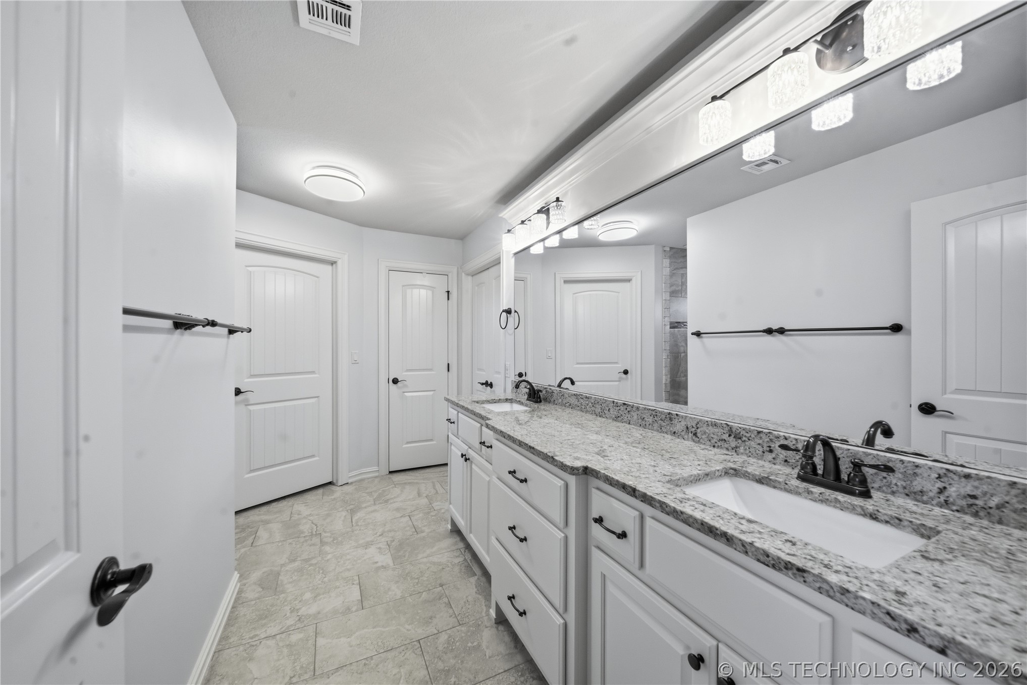 6502 N Oakwood Circle Owasso OK 74055