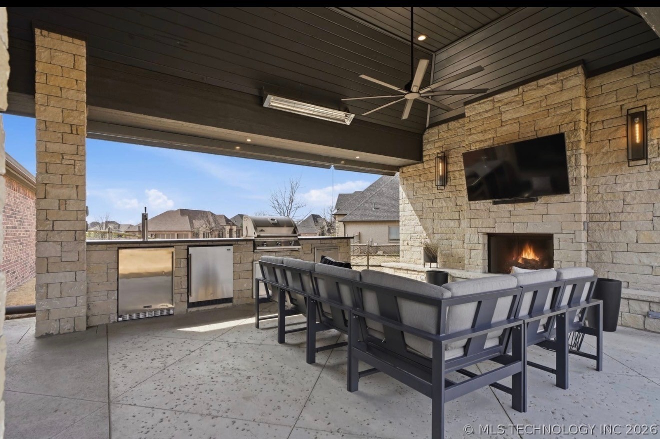 6502 N Oakwood Circle Owasso OK 74055