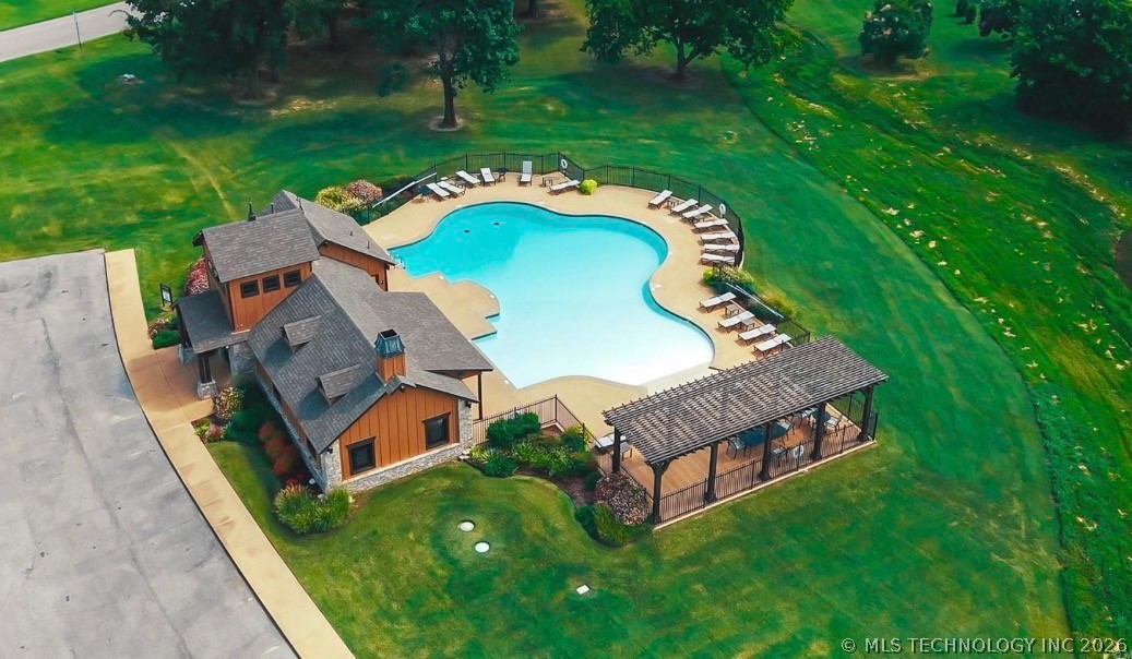 6502 N Oakwood Circle Owasso OK 74055