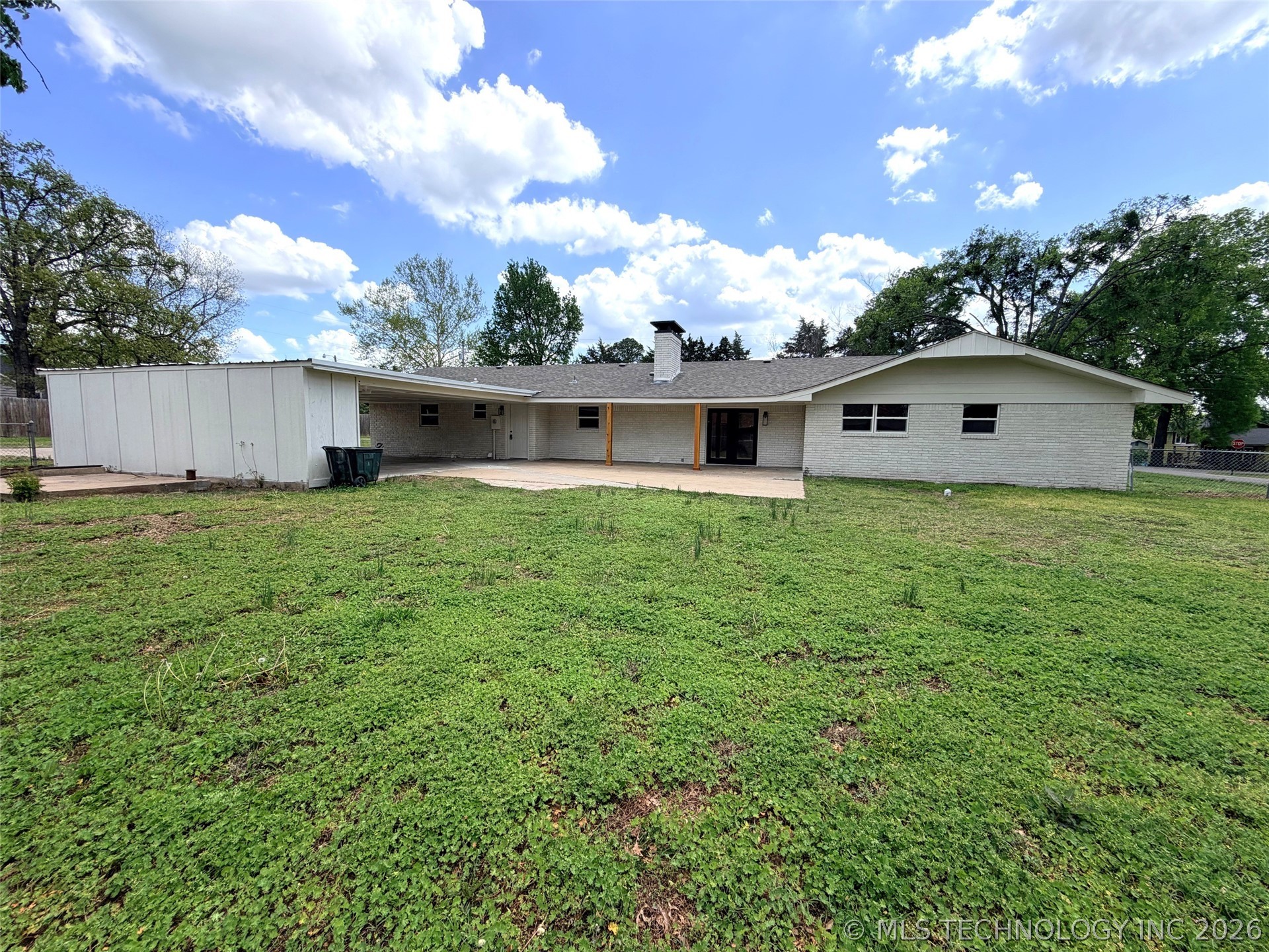512 Pine Street Henryetta OK 74437