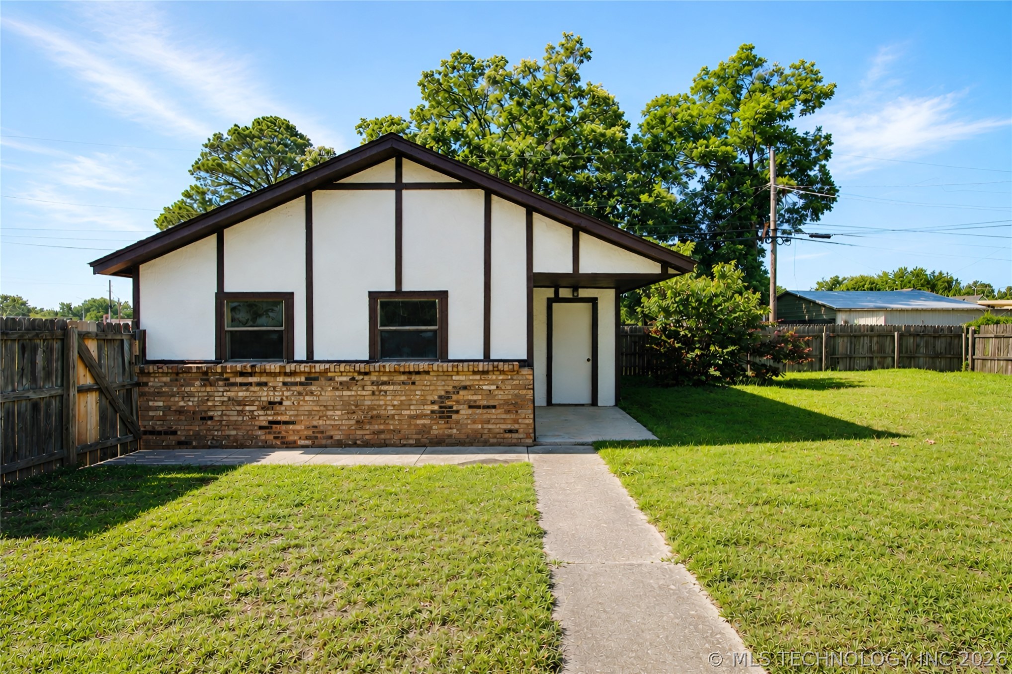 322 E Young Street Morris OK 74445