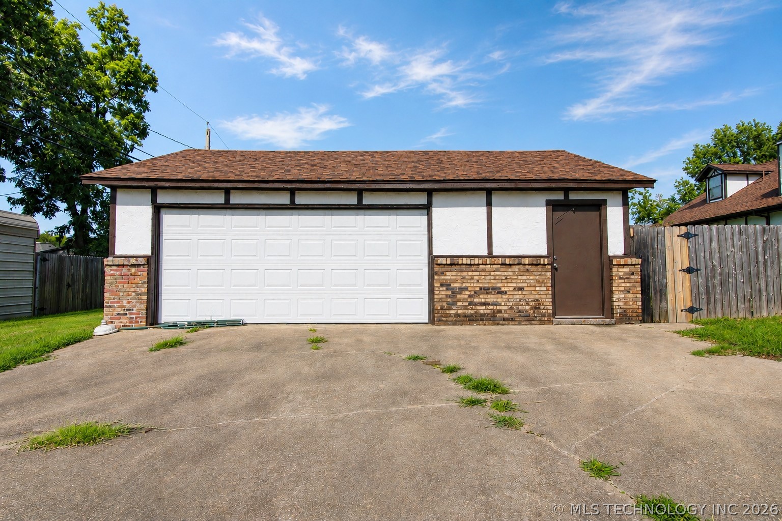 322 E Young Street Morris OK 74445