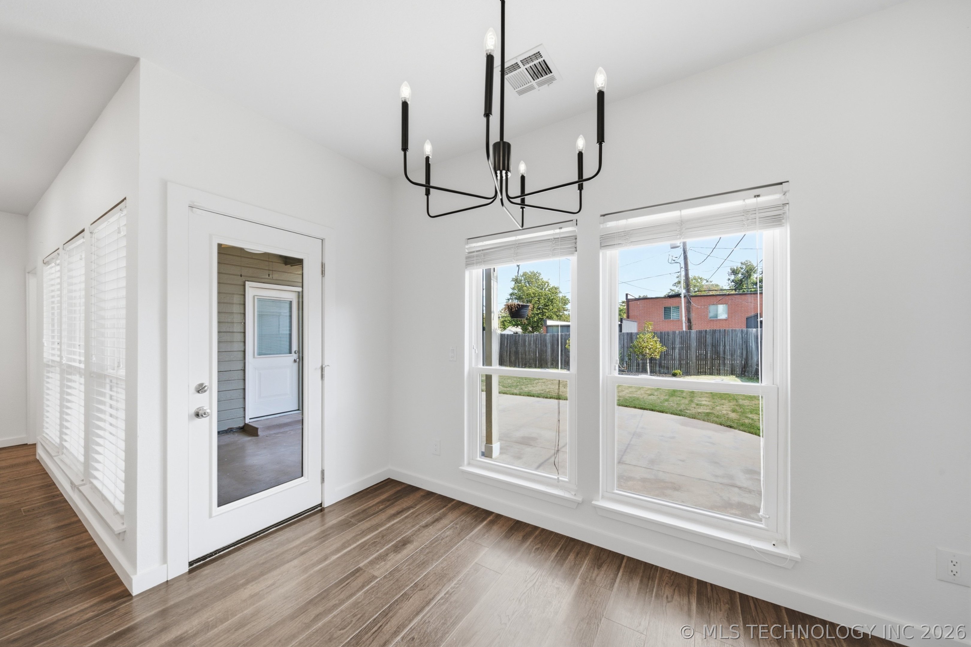 1227 S Columbia Place Tulsa OK 74104