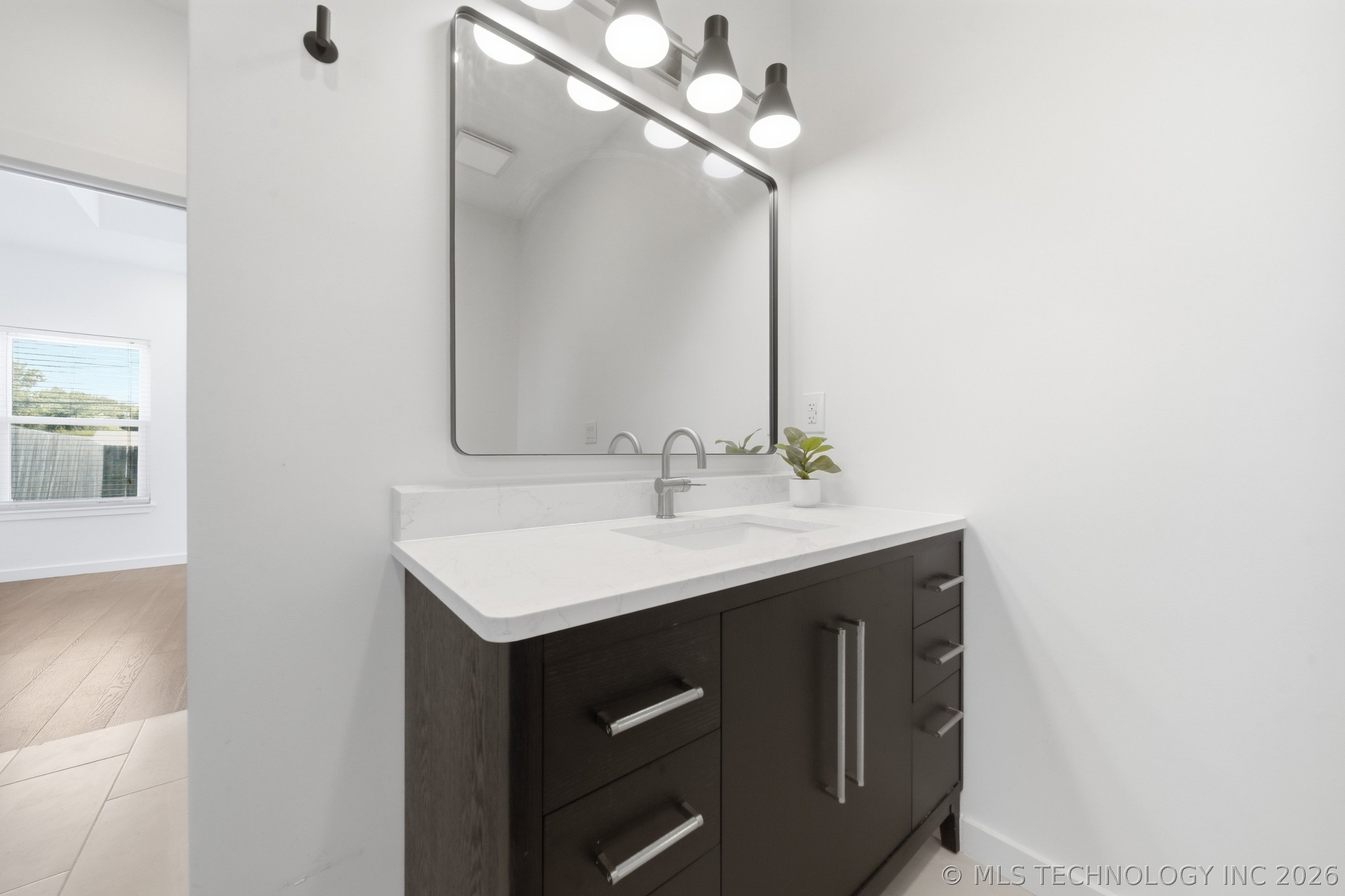 1227 S Columbia Place Tulsa OK 74104