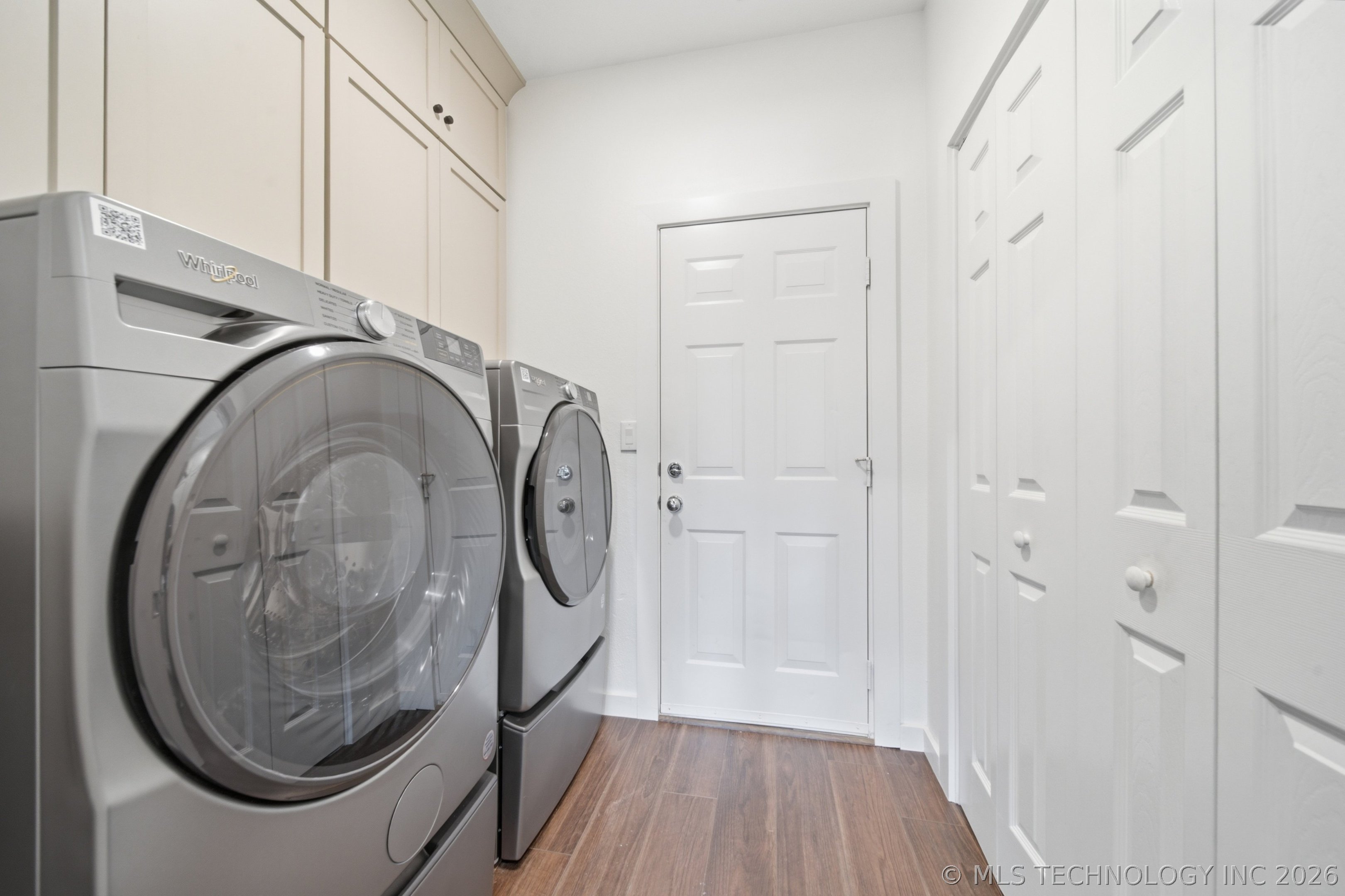 1227 S Columbia Place Tulsa OK 74104