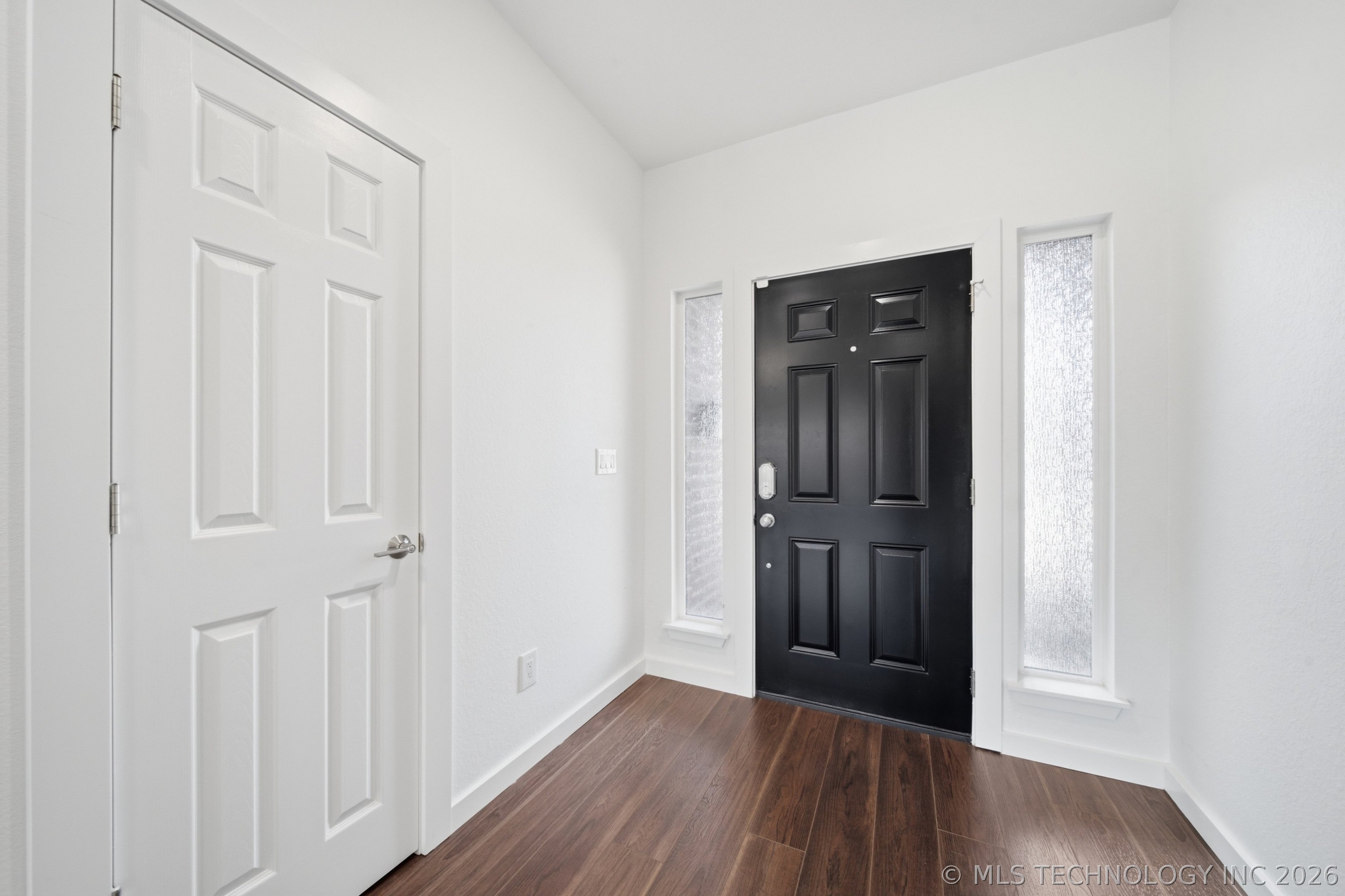 1227 S Columbia Place Tulsa OK 74104