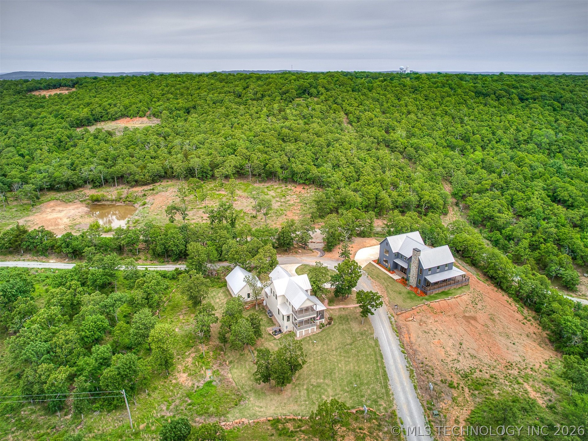 25 E Falcon Tree Loop Eufaula OK 74432