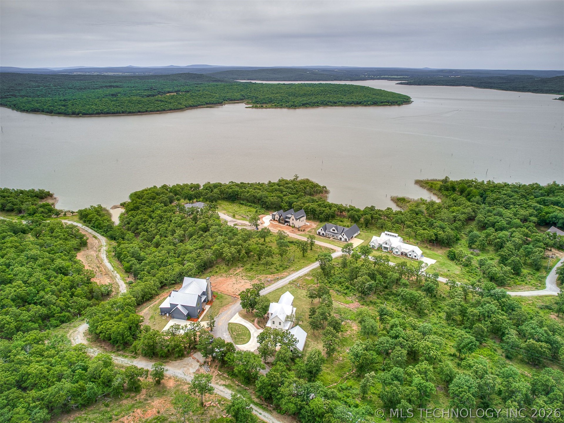 25 E Falcon Tree Loop Eufaula OK 74432