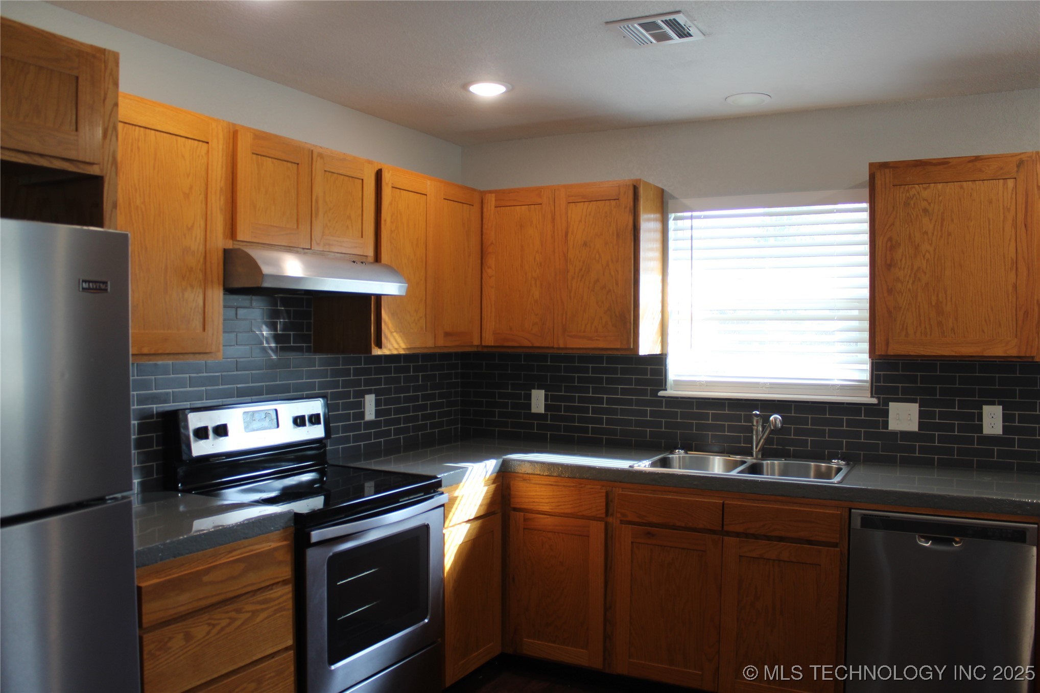 1126 E Corona Ada OK 74820