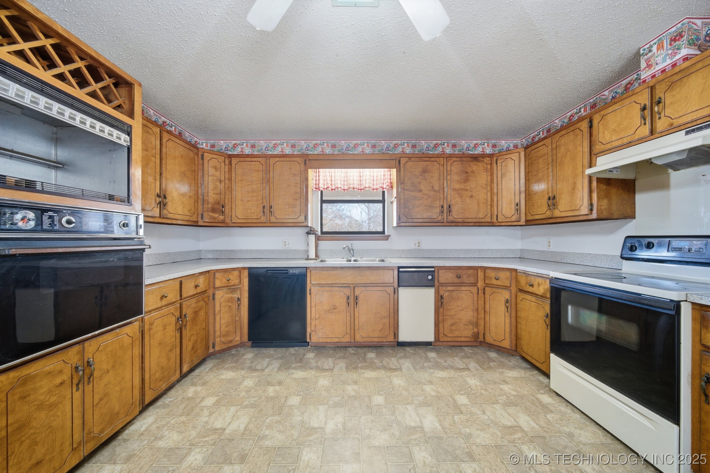 19549 S 250 Road Okmulgee OK 74447
