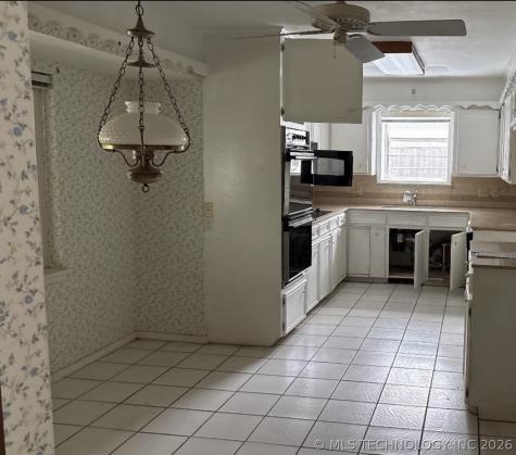 7414 S 72nd East Avenue Madill OK 74133
