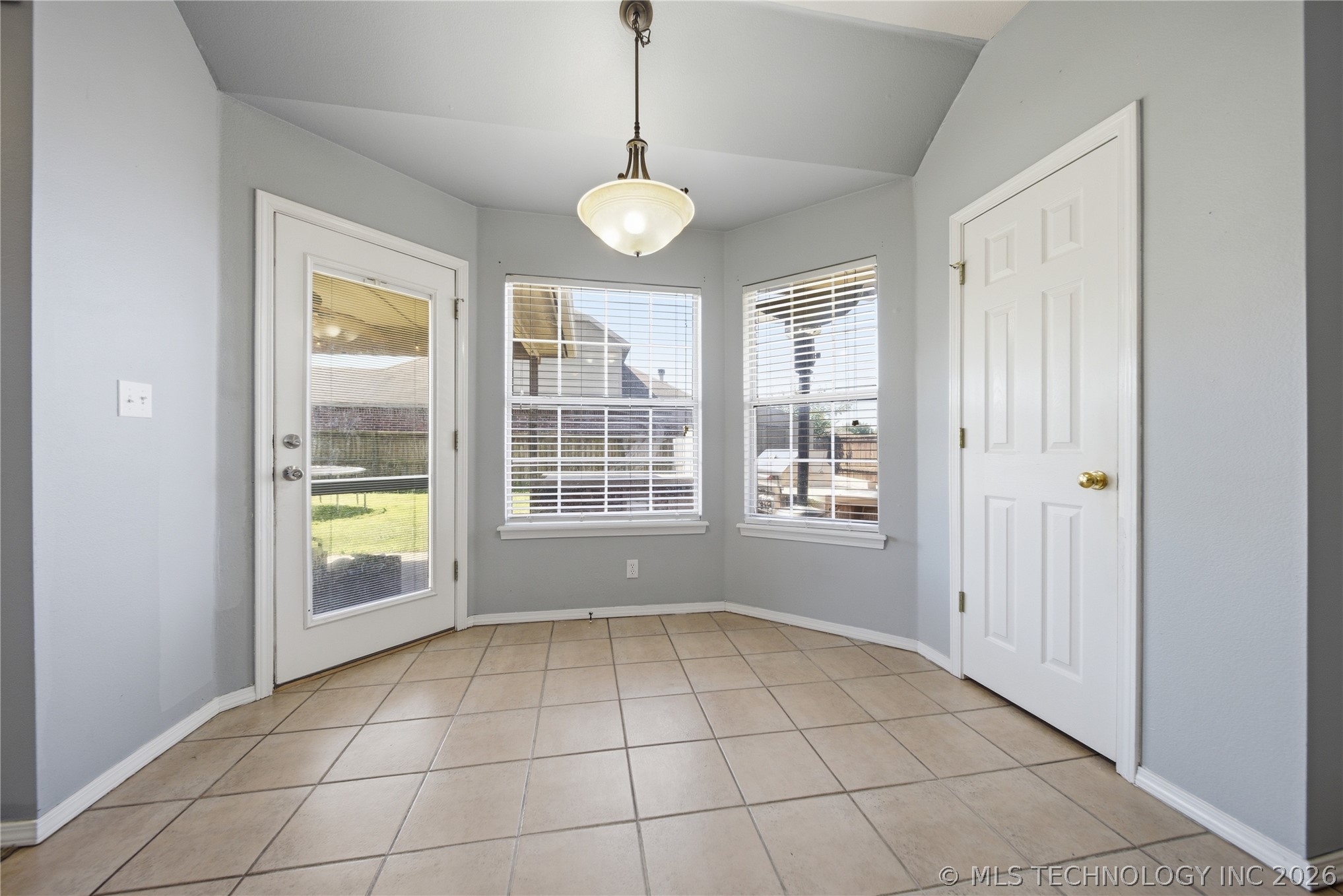 21110 E 40th Street Broken Arrow OK 74014
