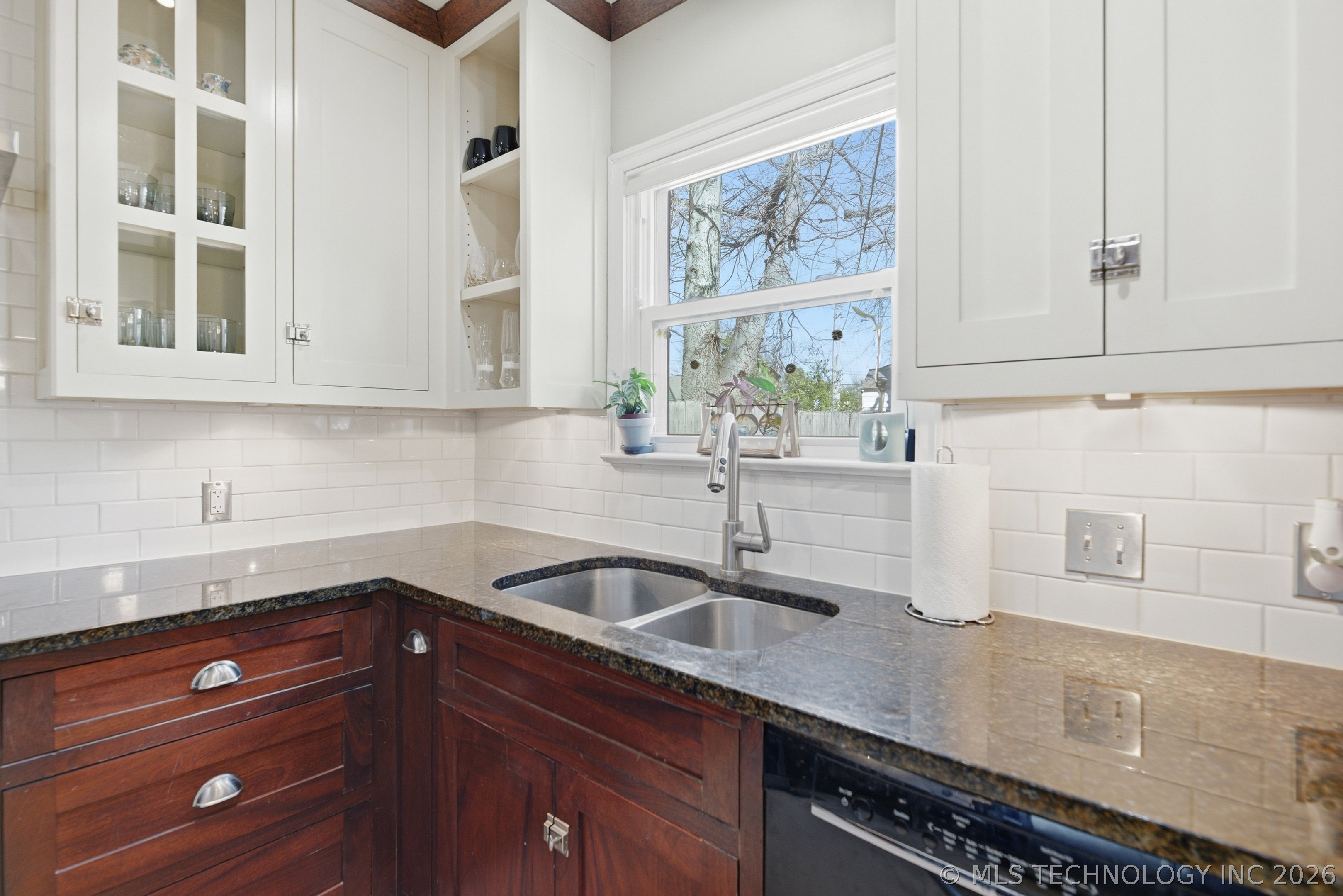 2117 S Delaware Court Tulsa OK 74114