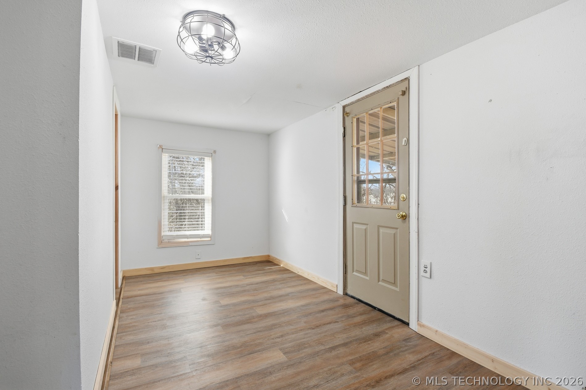 505 4th Street Wynona OK 74084