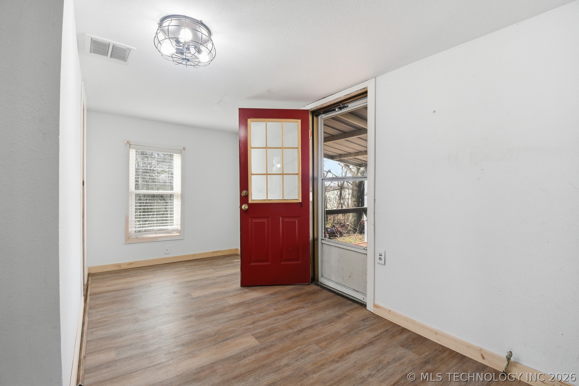 505 4th Street Wynona OK 74084