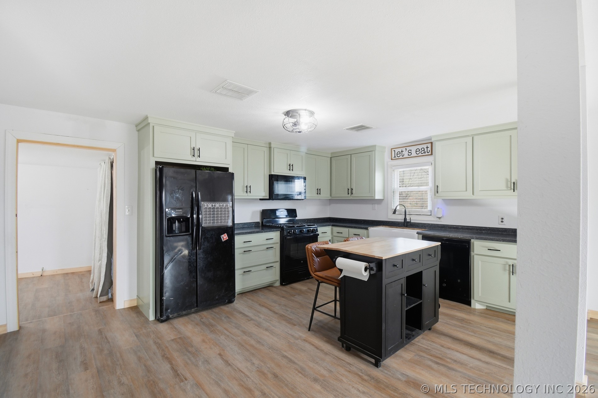 505 4th Street Wynona OK 74084