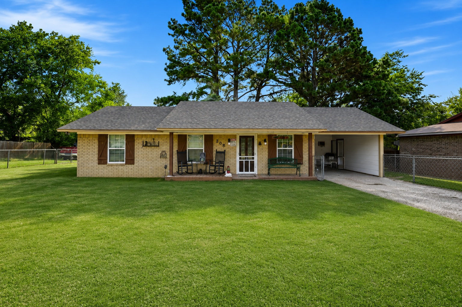208 W Umstead Colbert OK 74733