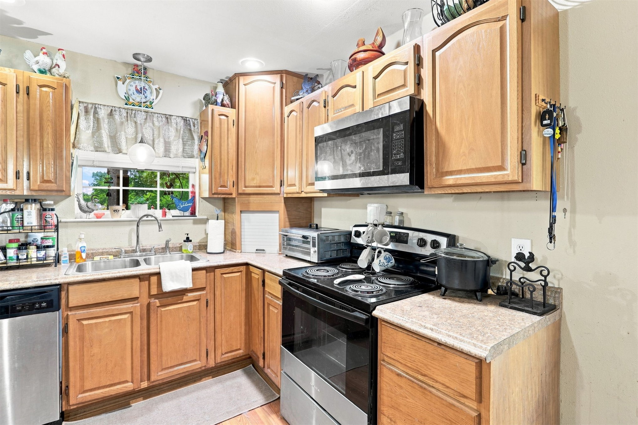 208 W Umstead Colbert OK 74733