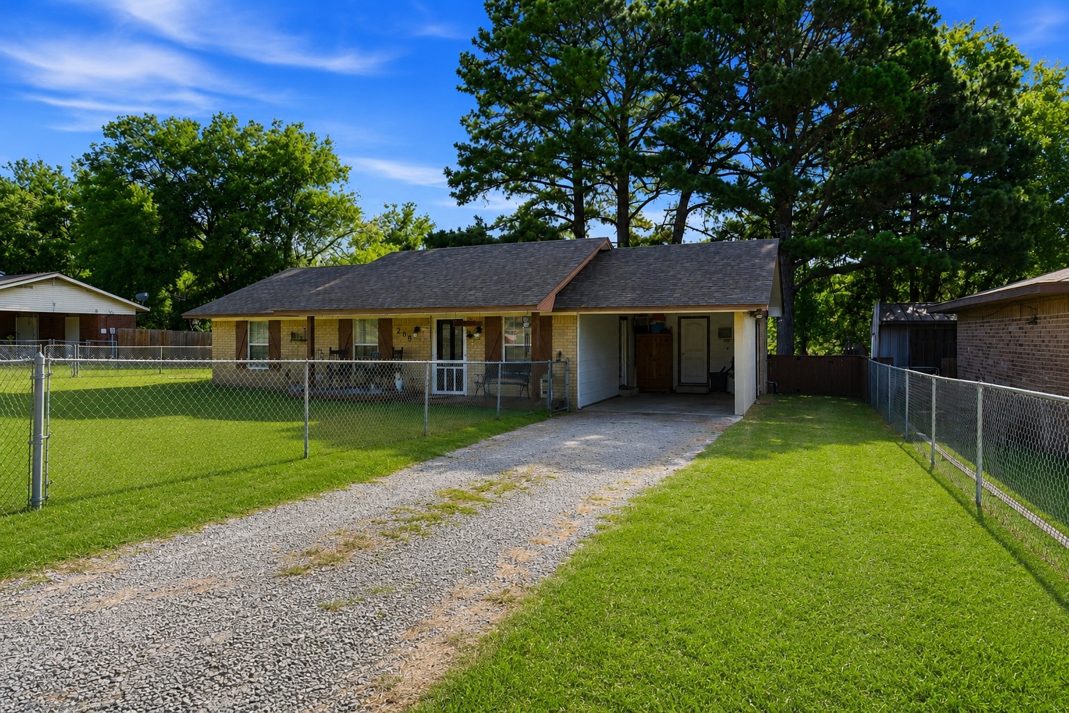208 W Umstead Colbert OK 74733