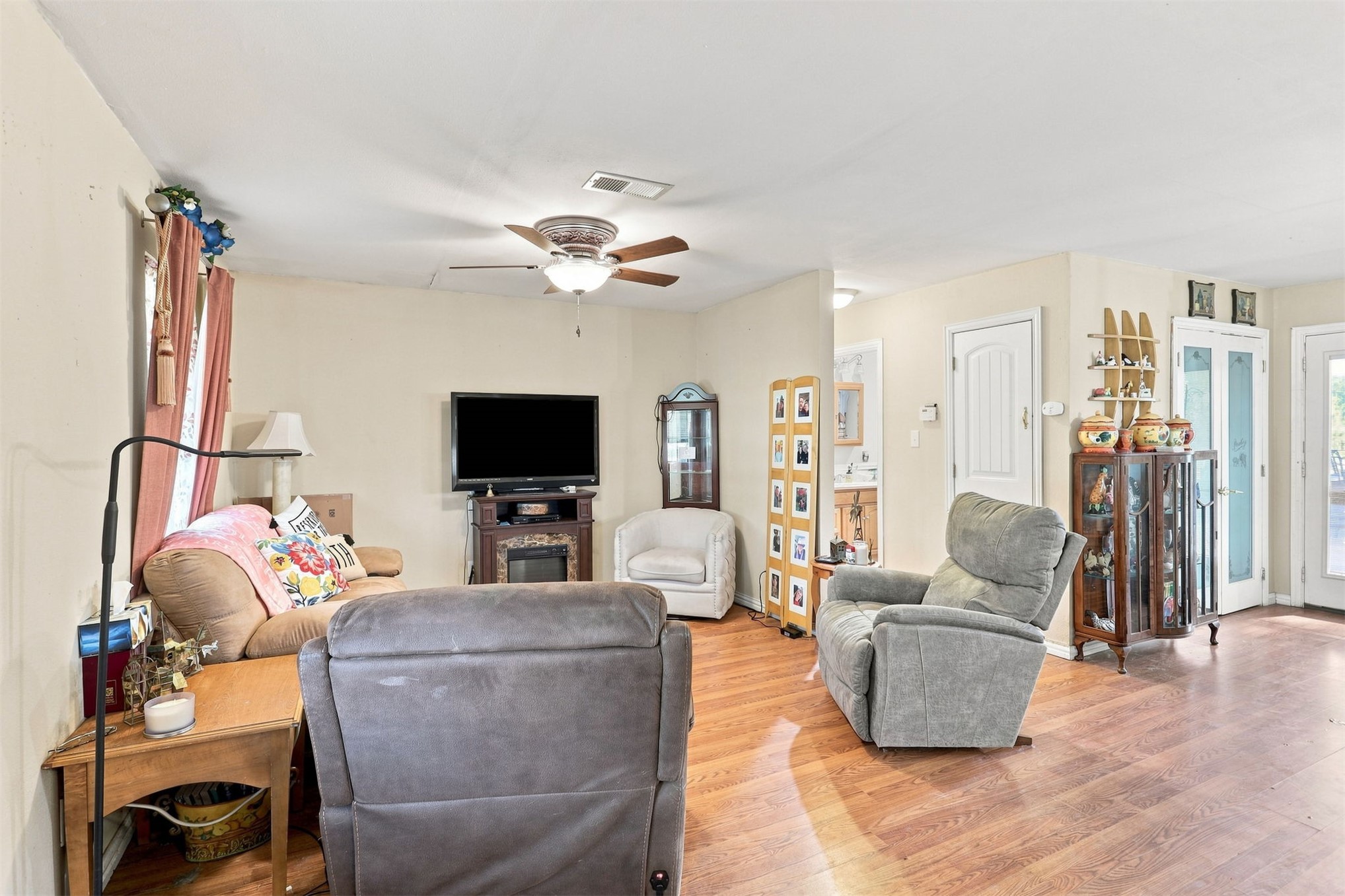 208 W Umstead Colbert OK 74733