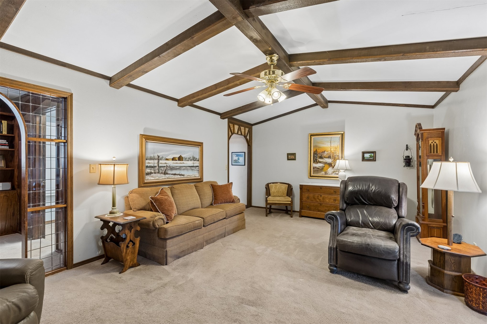1002 Sunset Circle Yale OK 74085