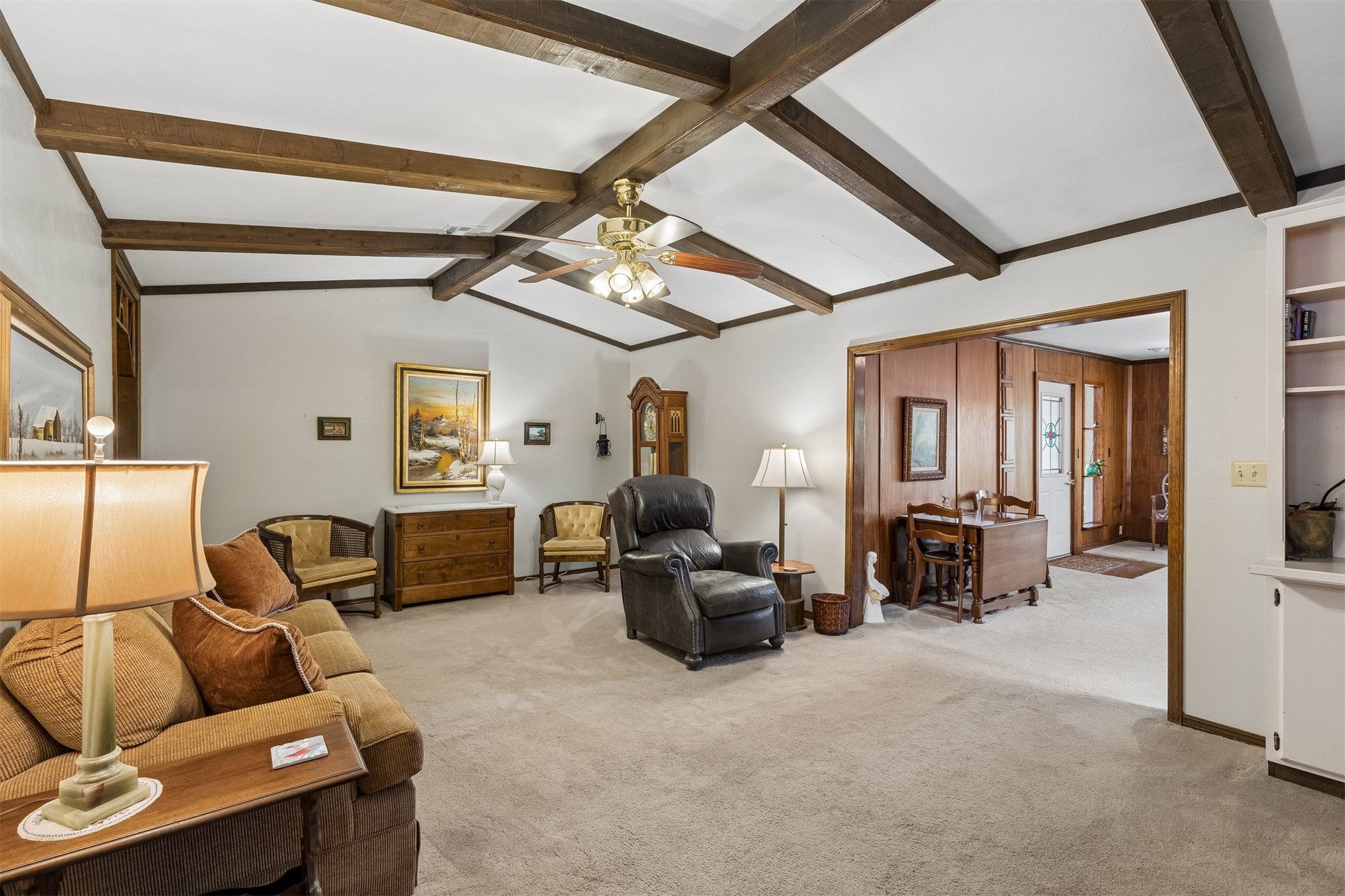 1002 Sunset Circle Yale OK 74085