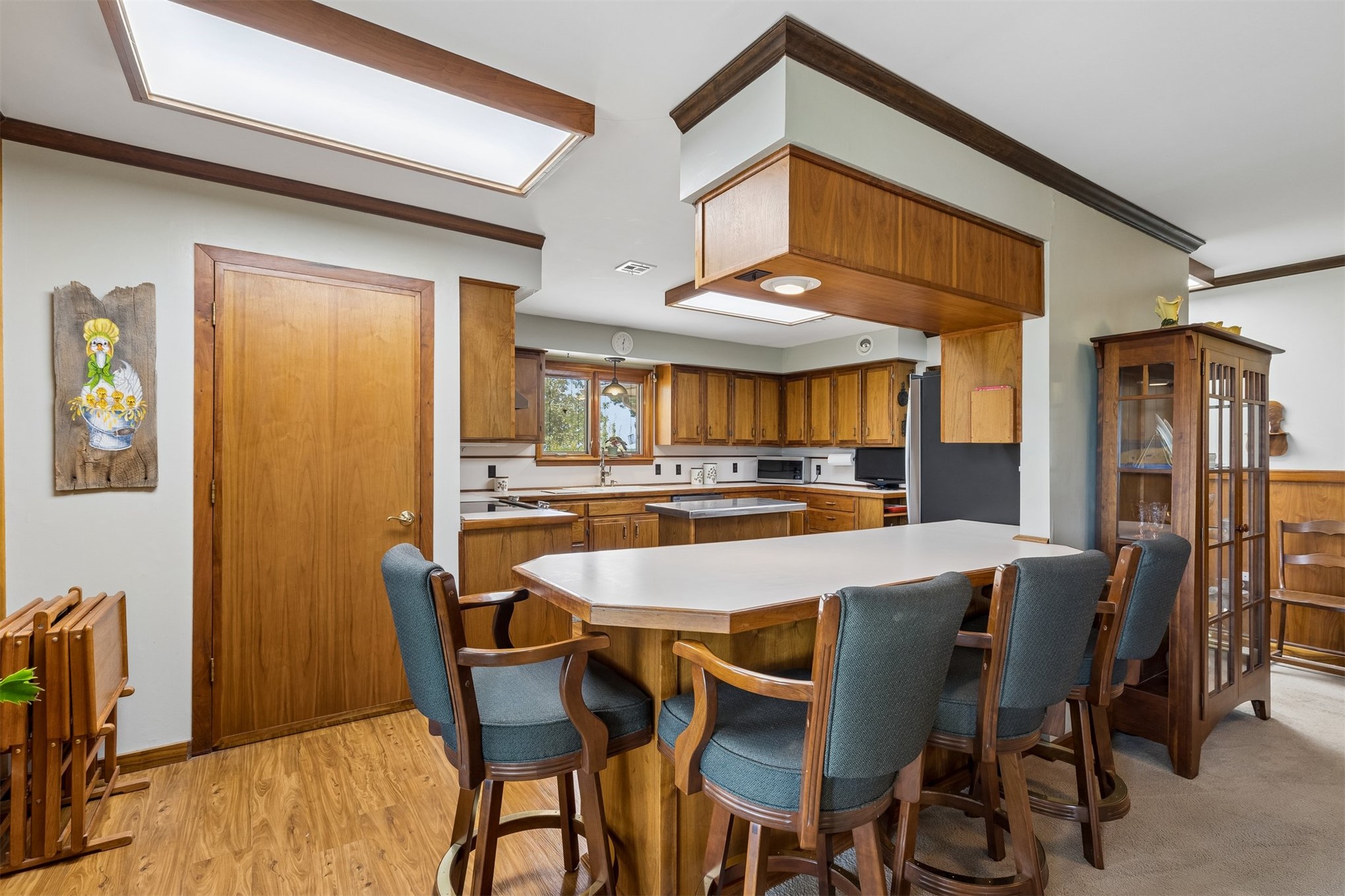 1002 Sunset Circle Yale OK 74085