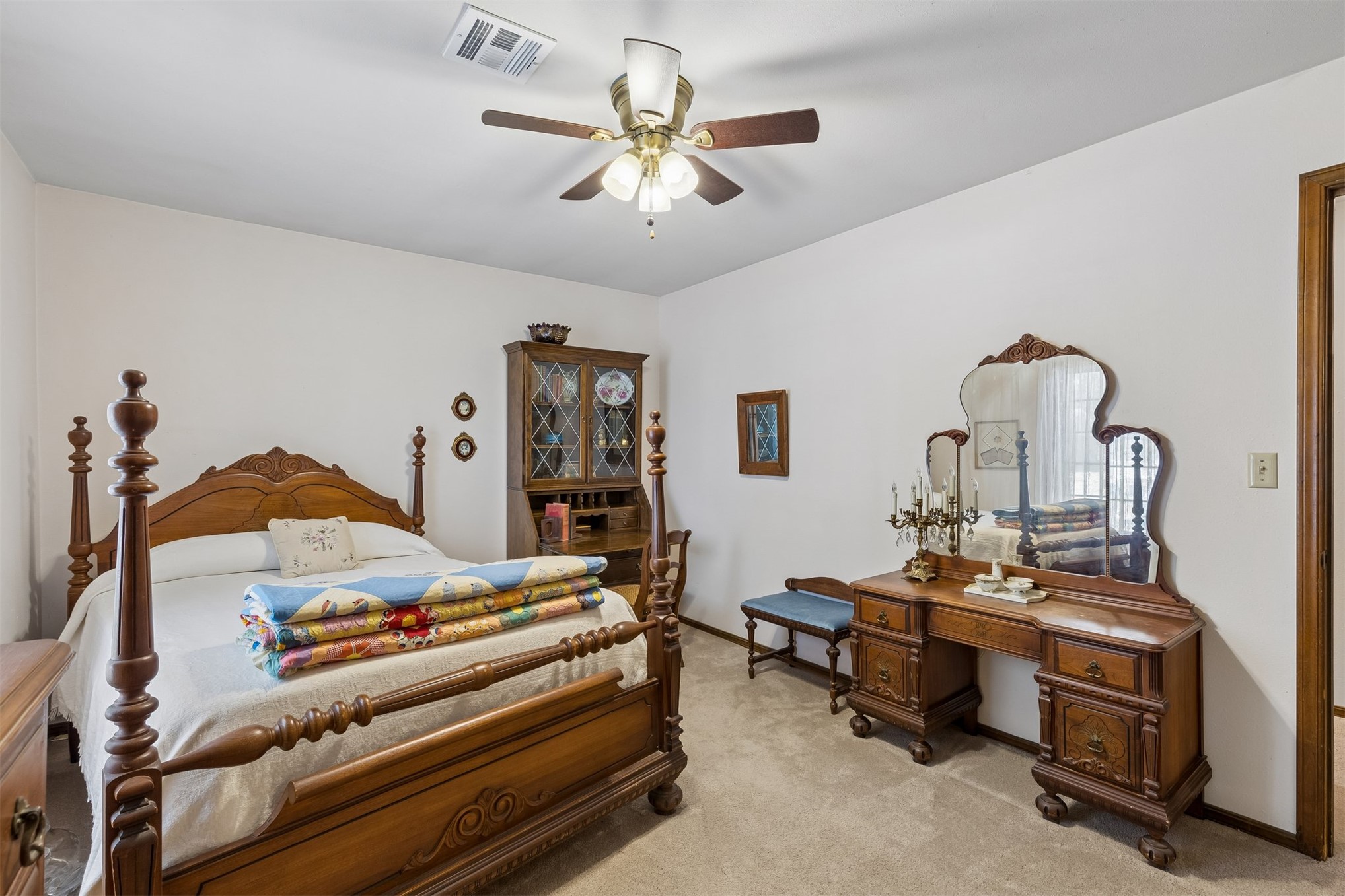1002 Sunset Circle Yale OK 74085