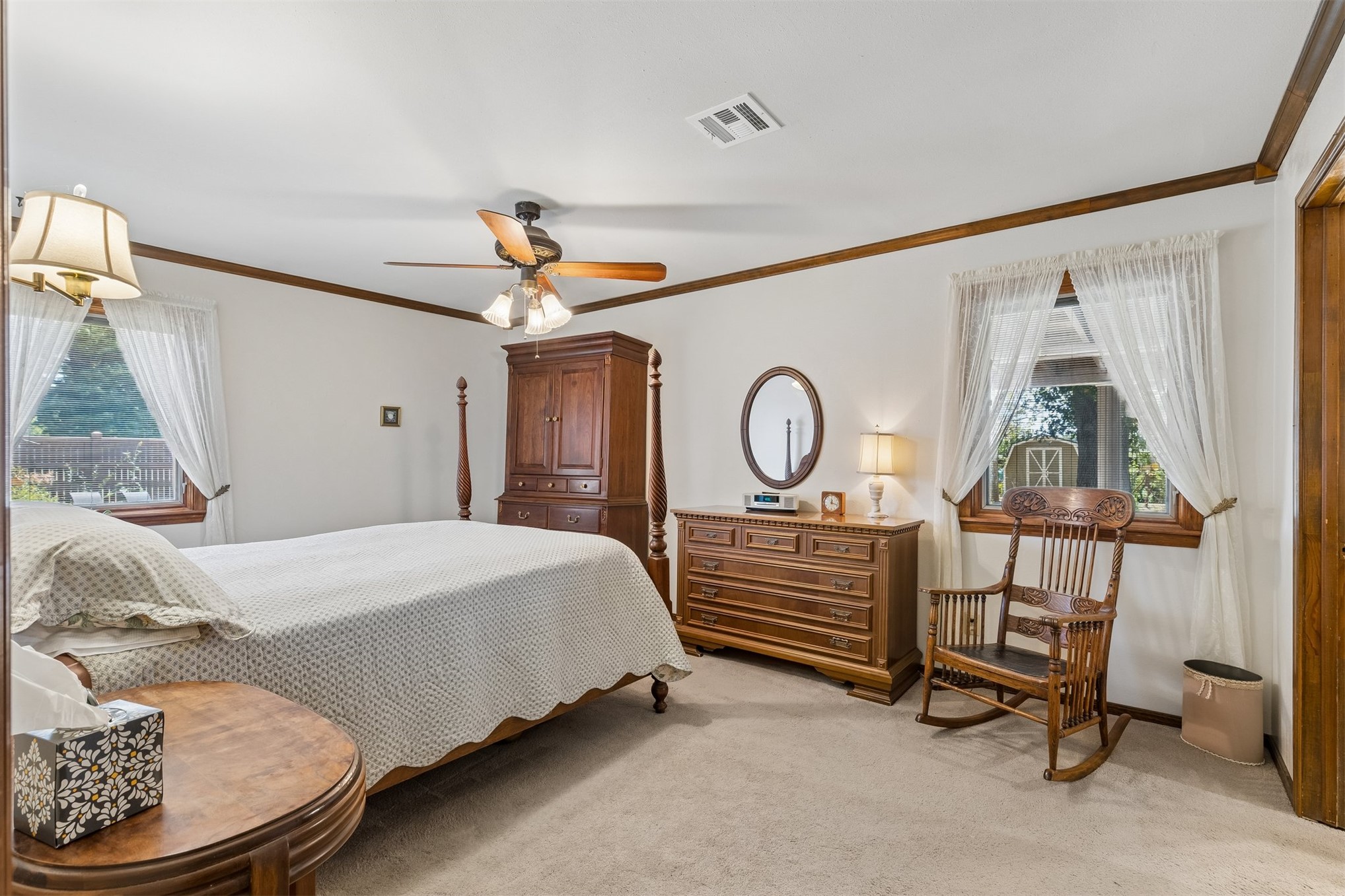 1002 Sunset Circle Yale OK 74085
