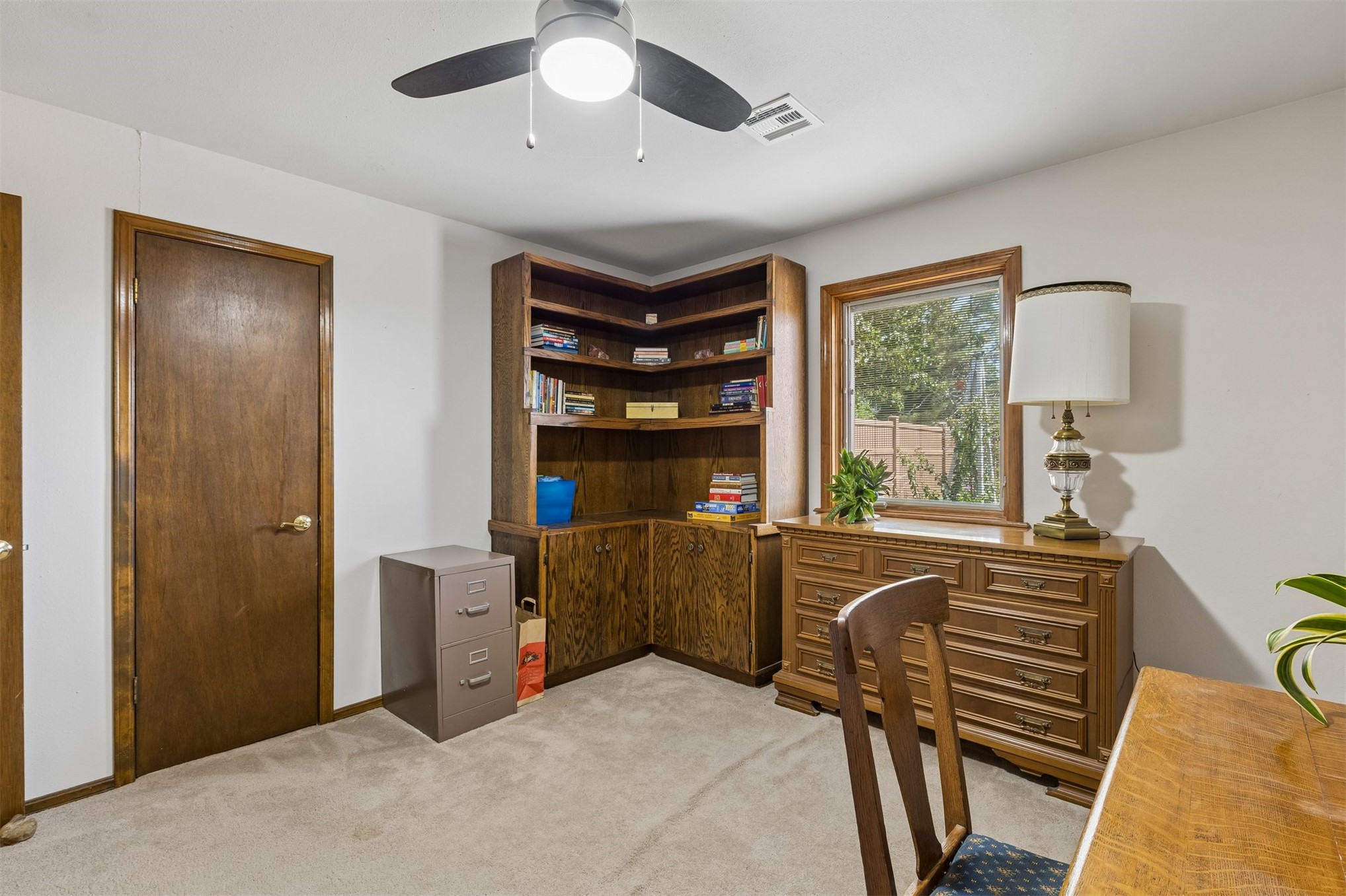 1002 Sunset Circle Yale OK 74085