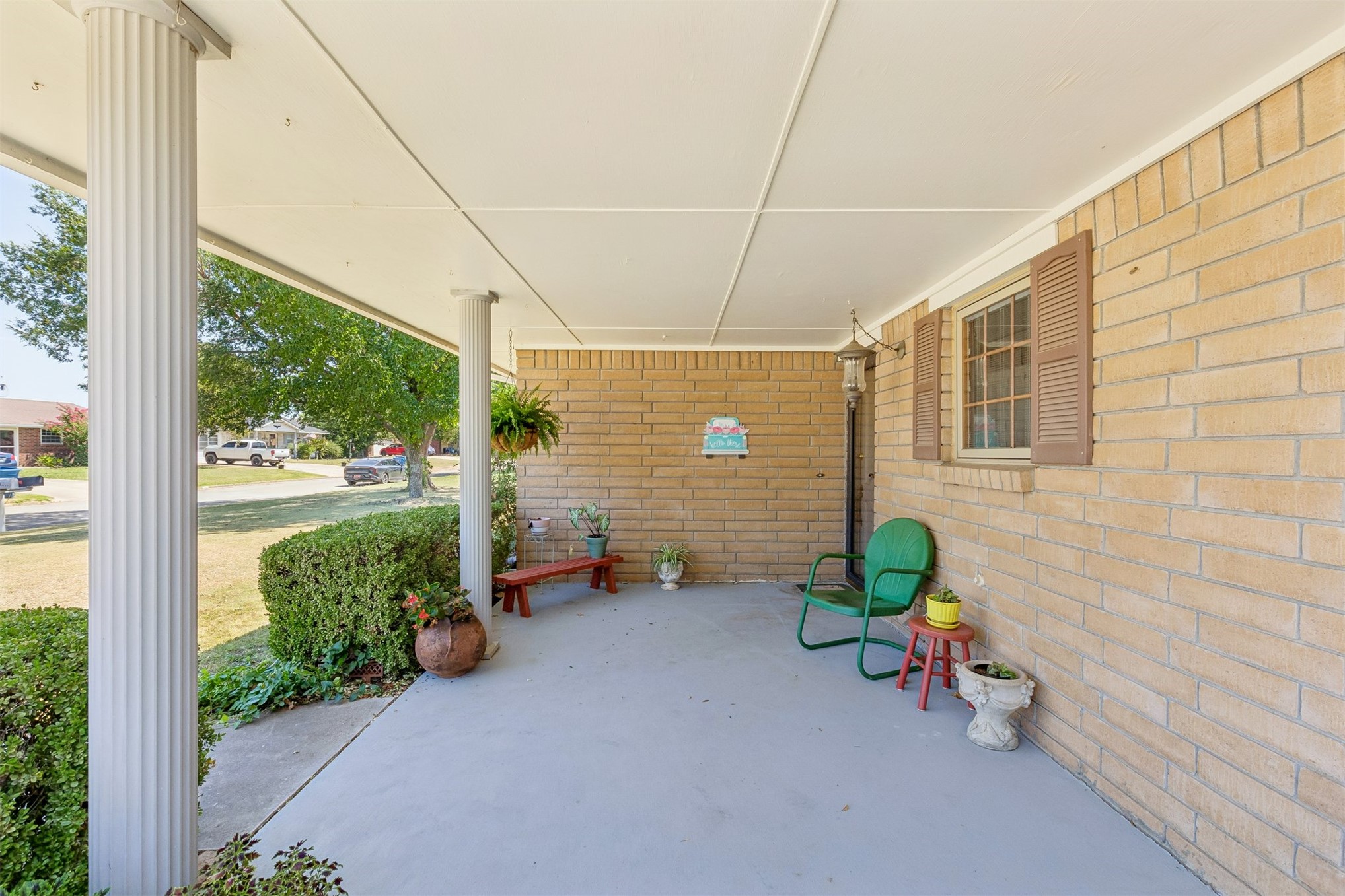 1002 Sunset Circle Yale OK 74085