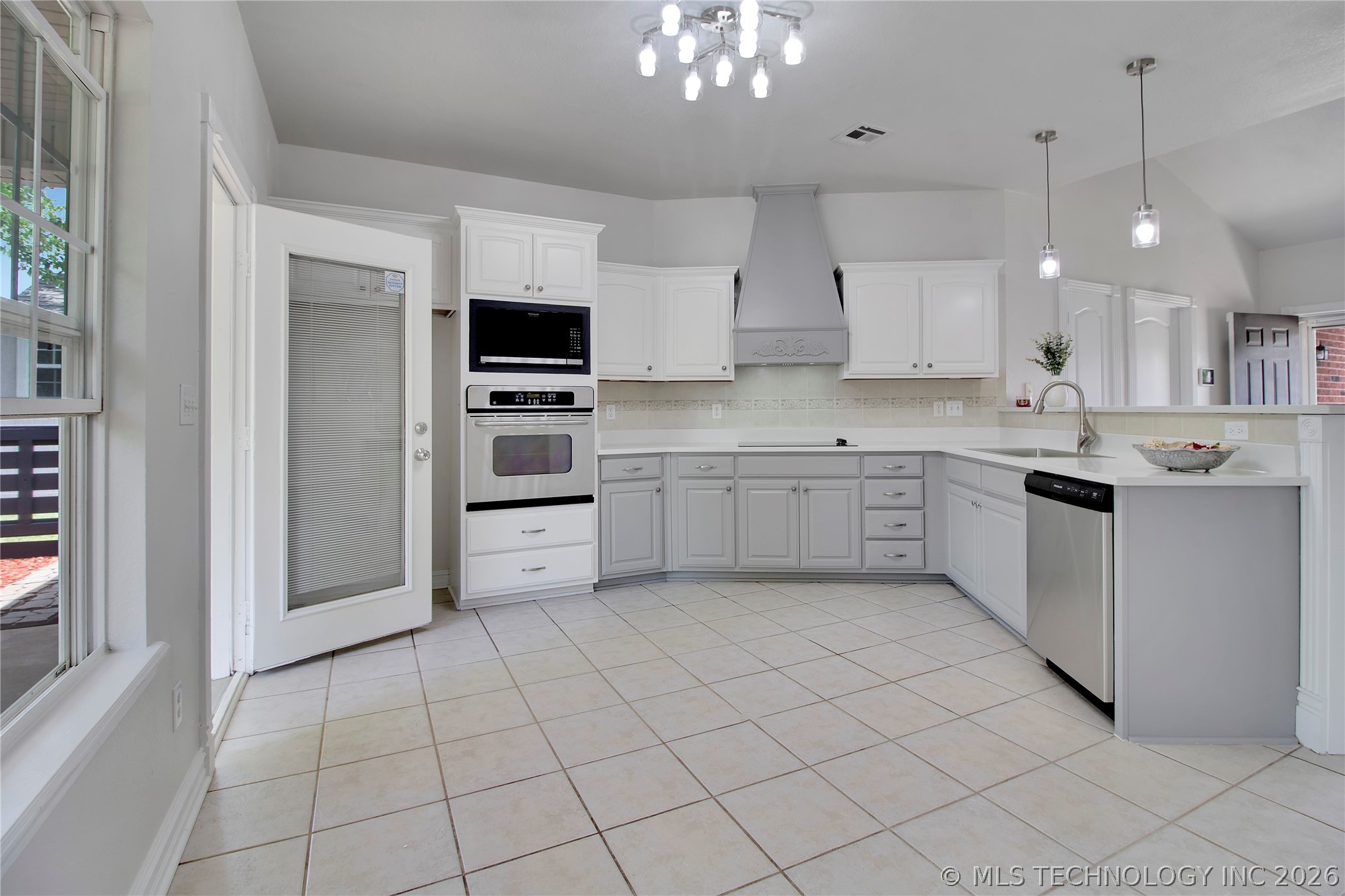 2602 SW Wolf Run Drive Claremore OK 74019