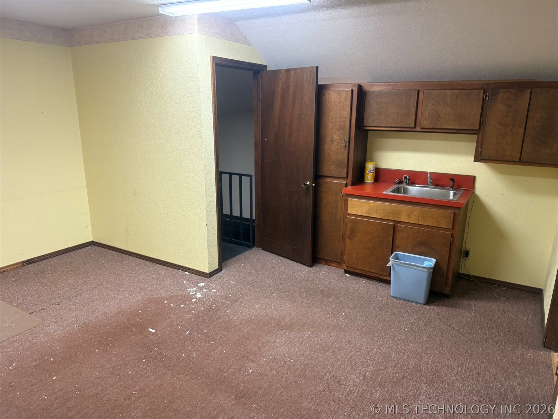 912 W Cedar Street Stilwell OK 74960